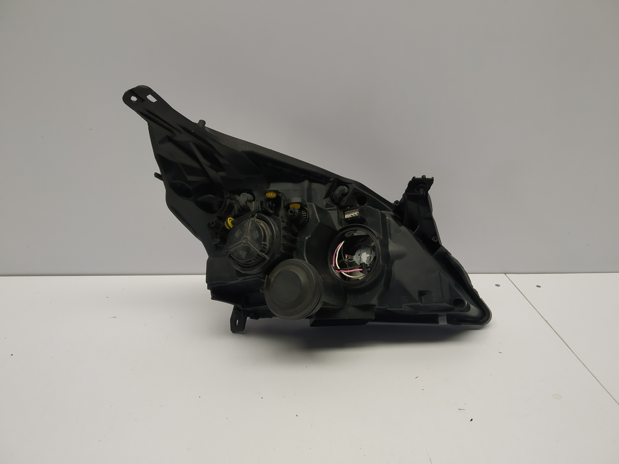 2005r + Opel Vectra C lift reflektor light front left front Zwykly