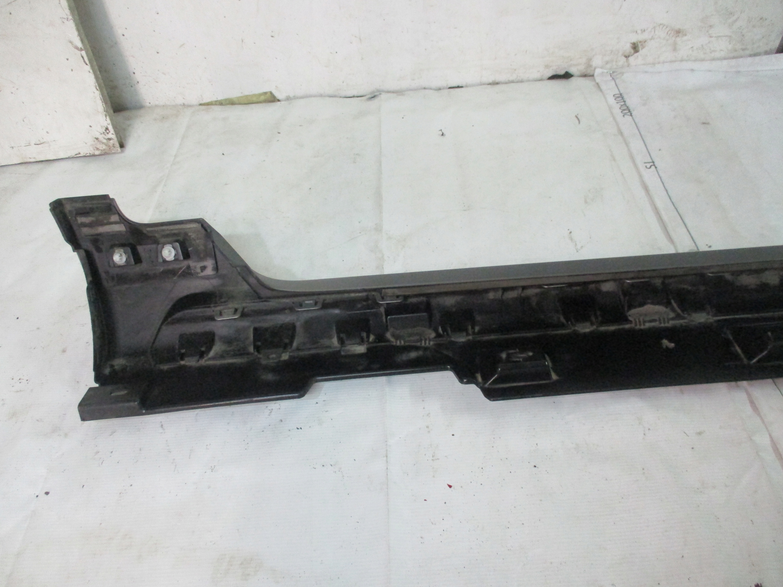moulding threshold left Pasat B8 3G9853855