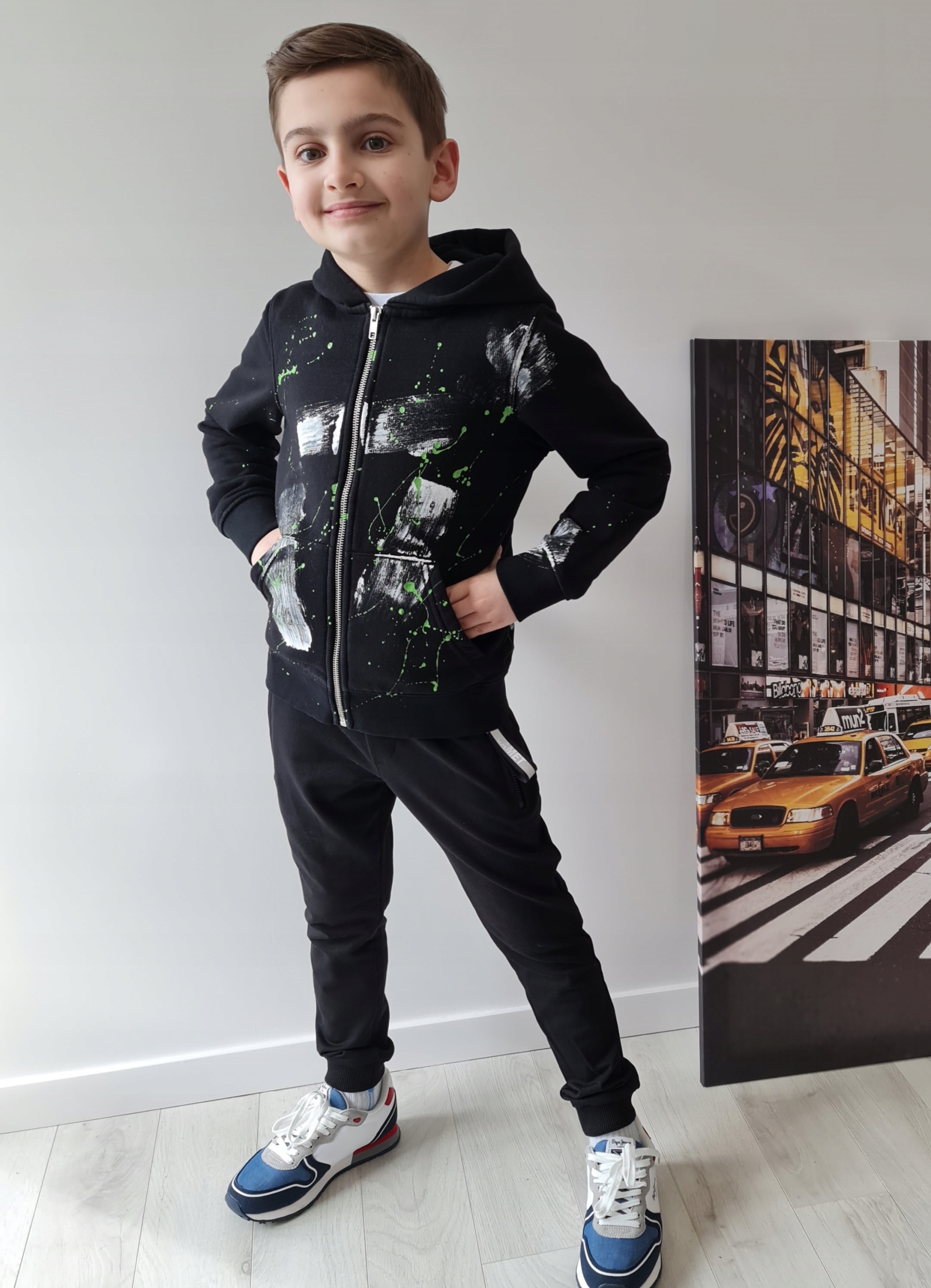 Spodnie DRESOWE chłopięce EKSPRES GAMET 176 czarne Płeć chłopcy