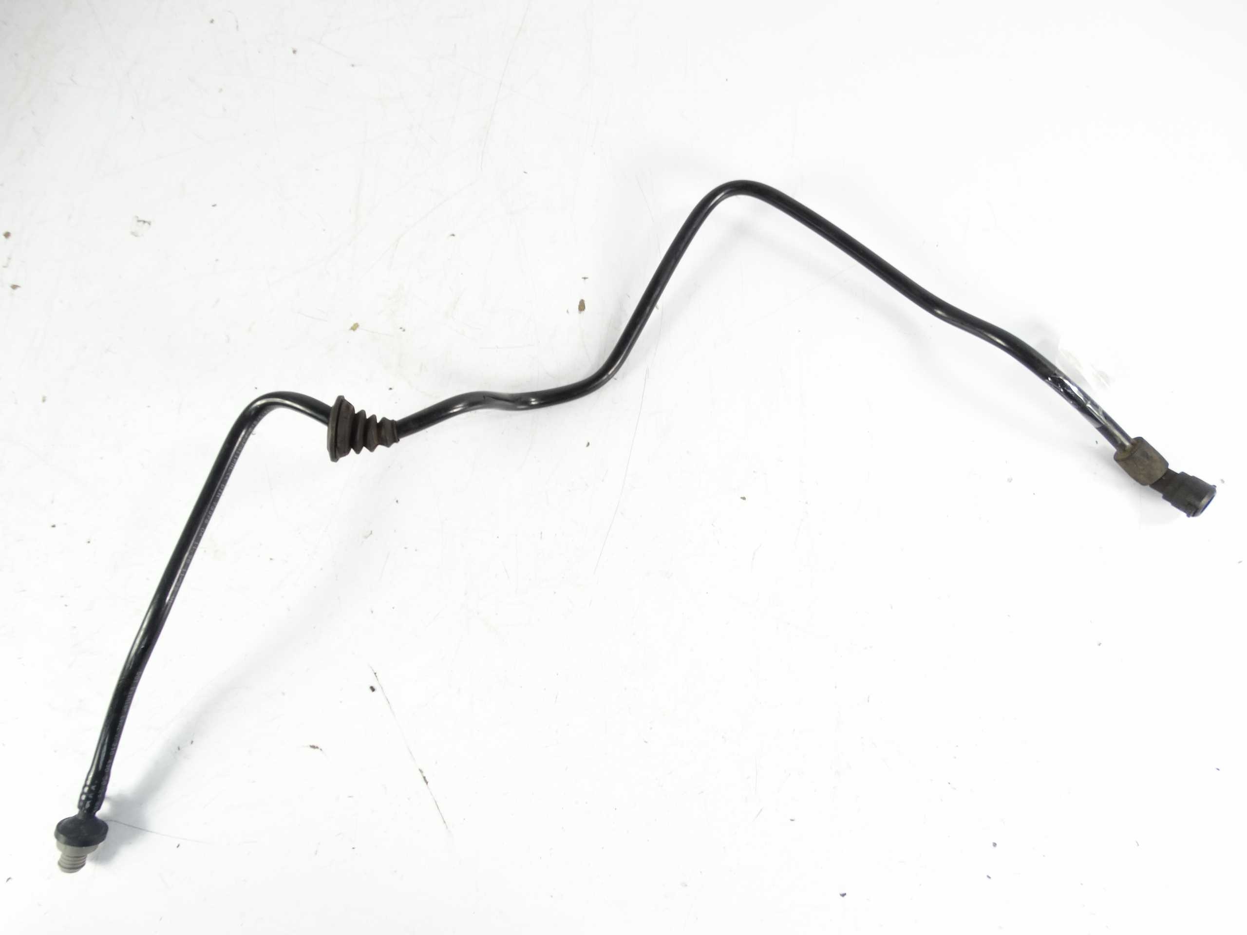 MERCEDES e W210 тормозной шланг A2104305029