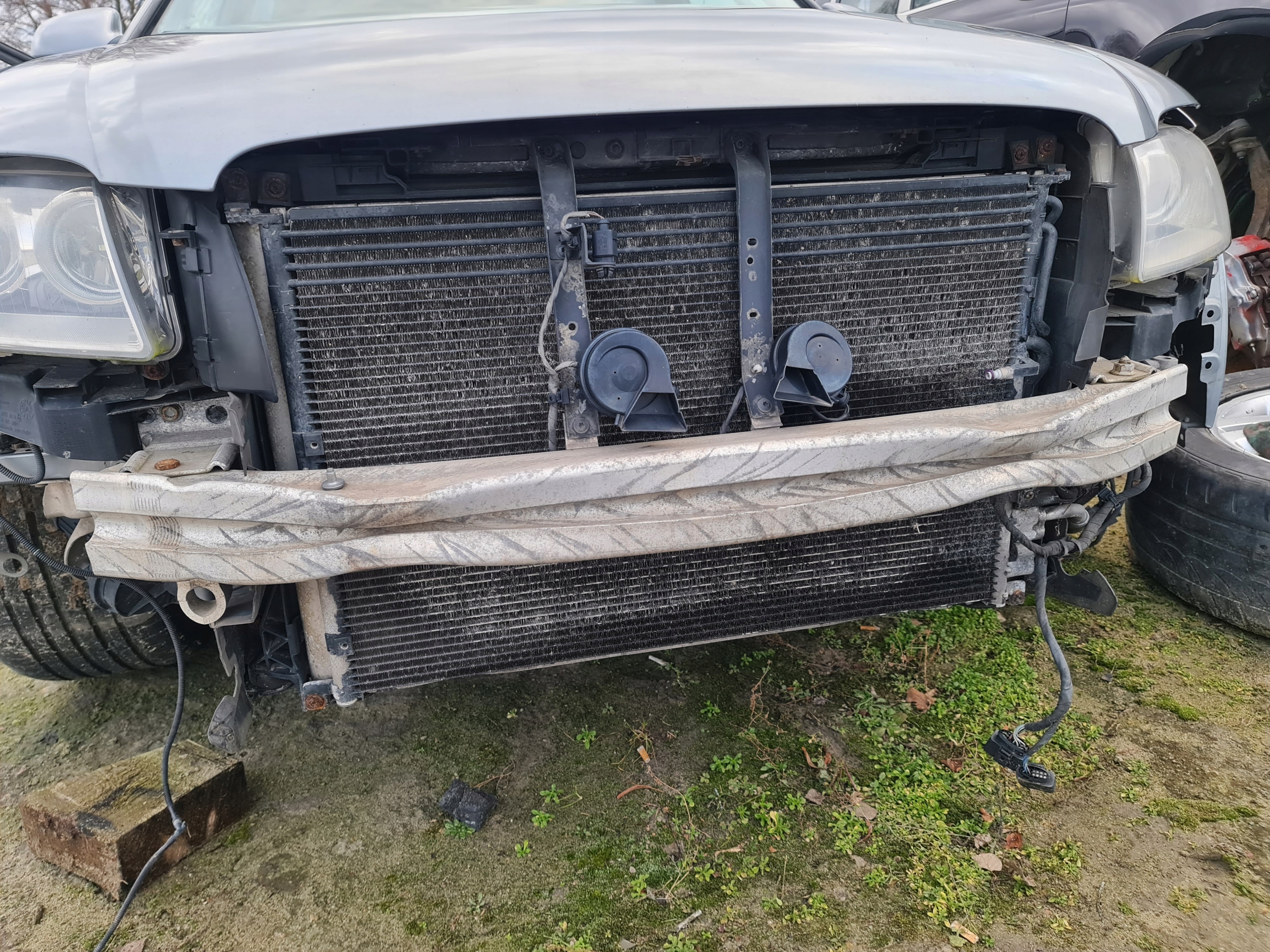 ПЕРЕДНЯ ПАНЕЛЬ ПЕРЕД РАДІАТОР ВЕНТИЛЯТОР AUDI A8 D3 4.2 FSI