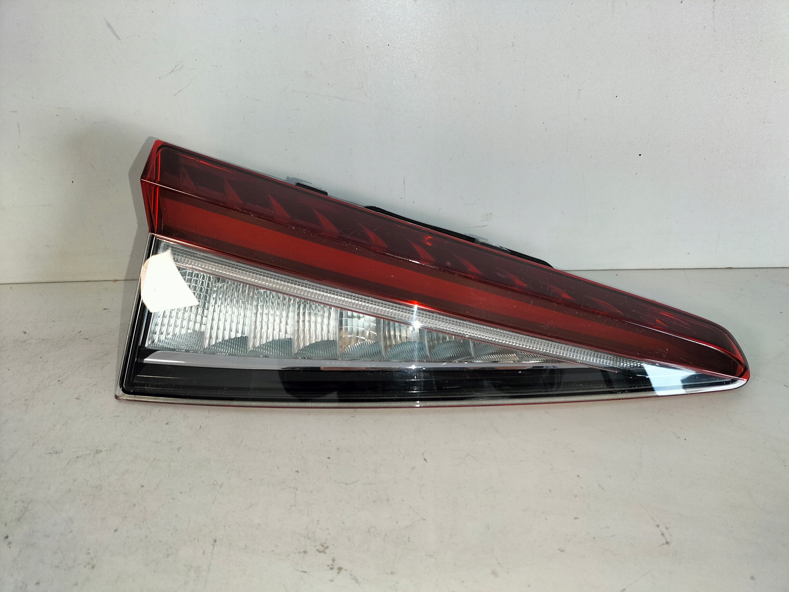 light rear rear part left SKODA ENYAQ 21- LED