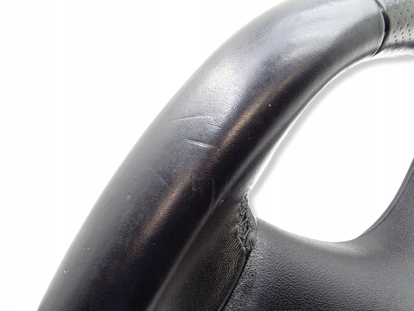 volant cuir avec la direction MULTI MERCEDES E W207 W212 AMG A2074601203