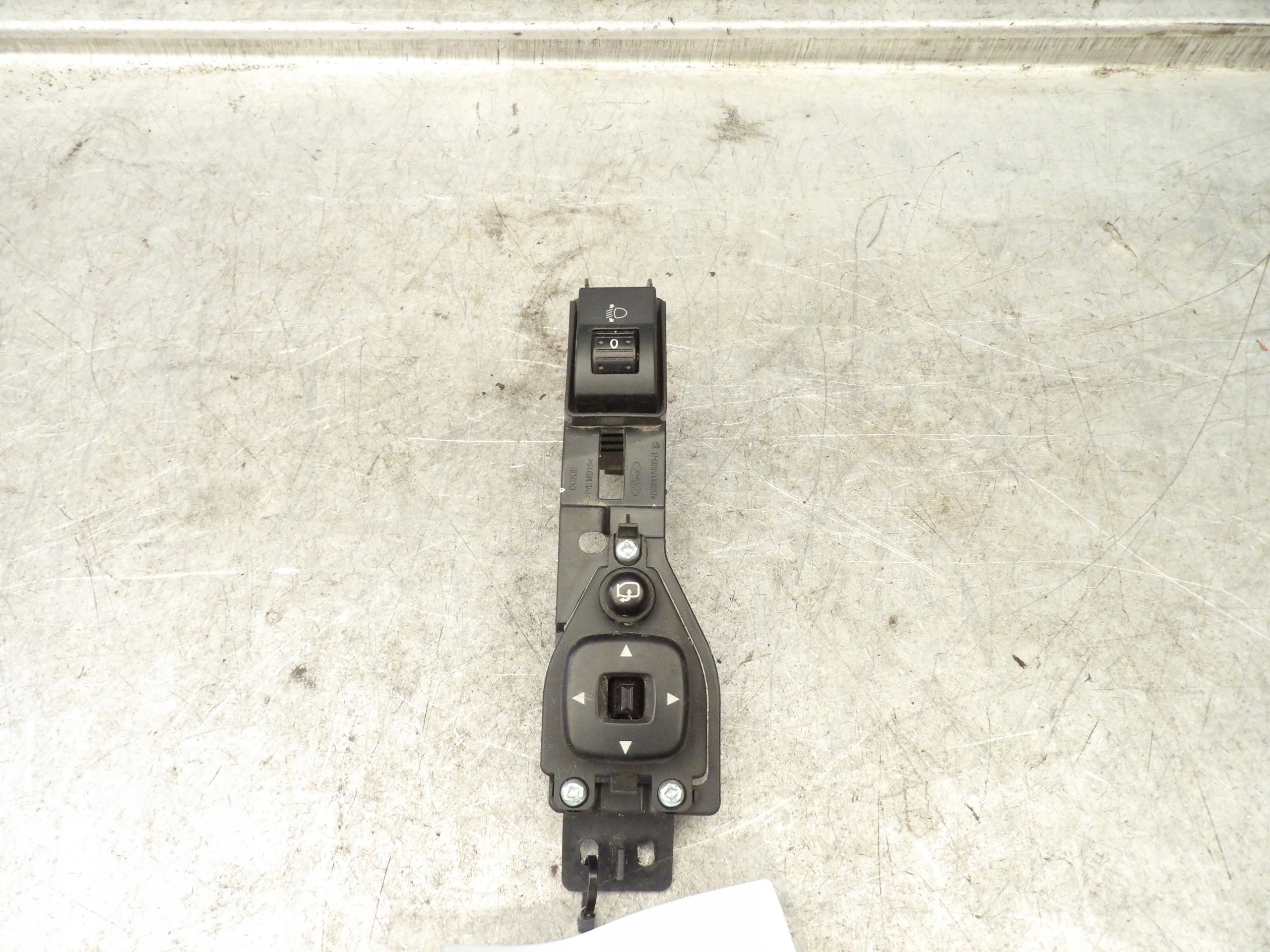 Ford Ranger XLT V control panel of mirrors AB3911A669B