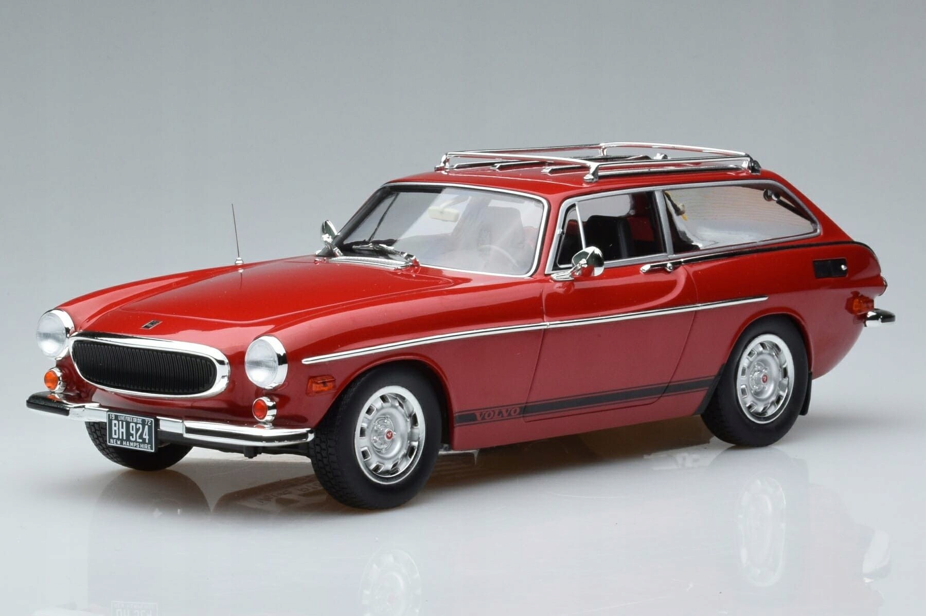 Volvo 1800 Es Red Norev 1/18