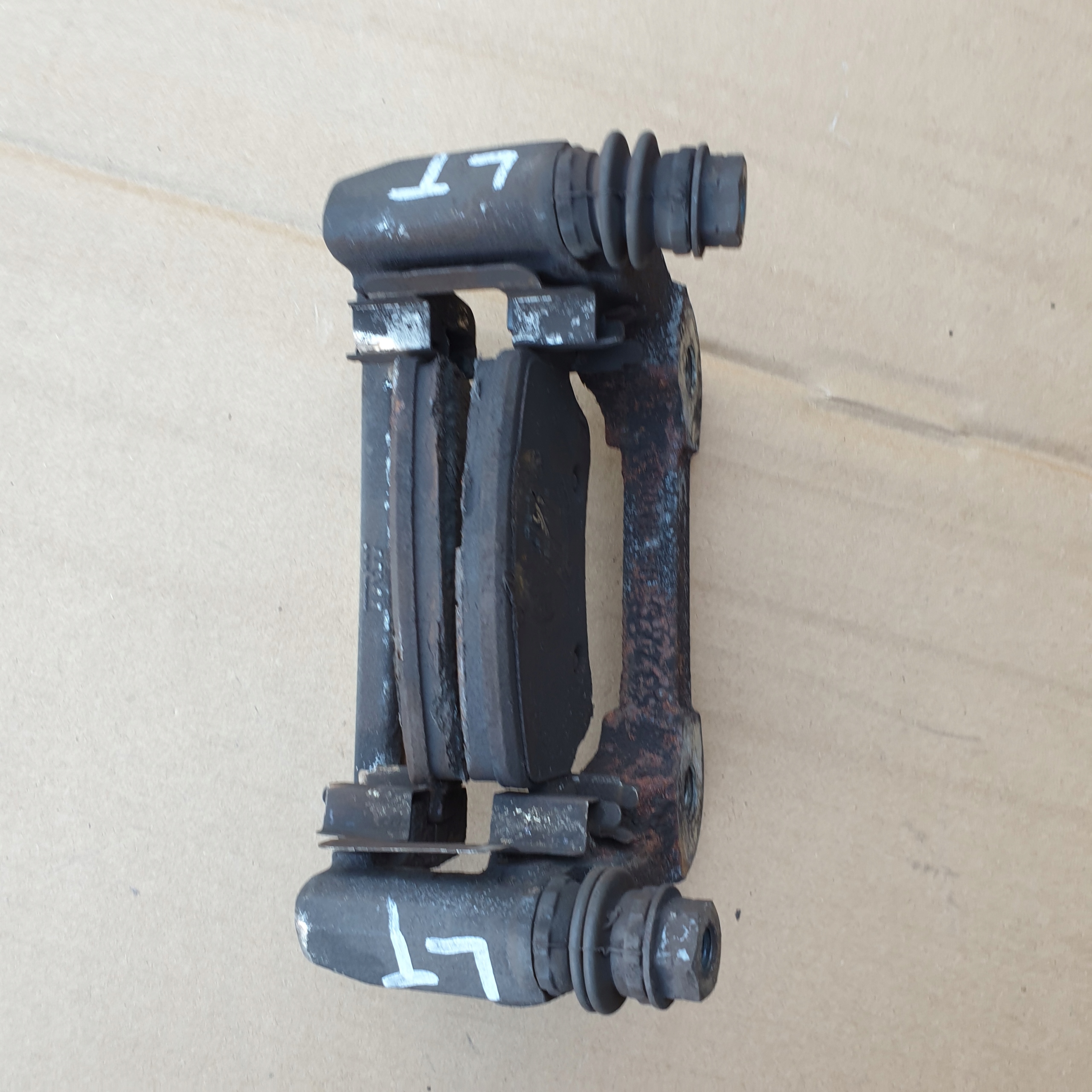 JARZMO plates left rear part VOLVO S80 S-80 II OE