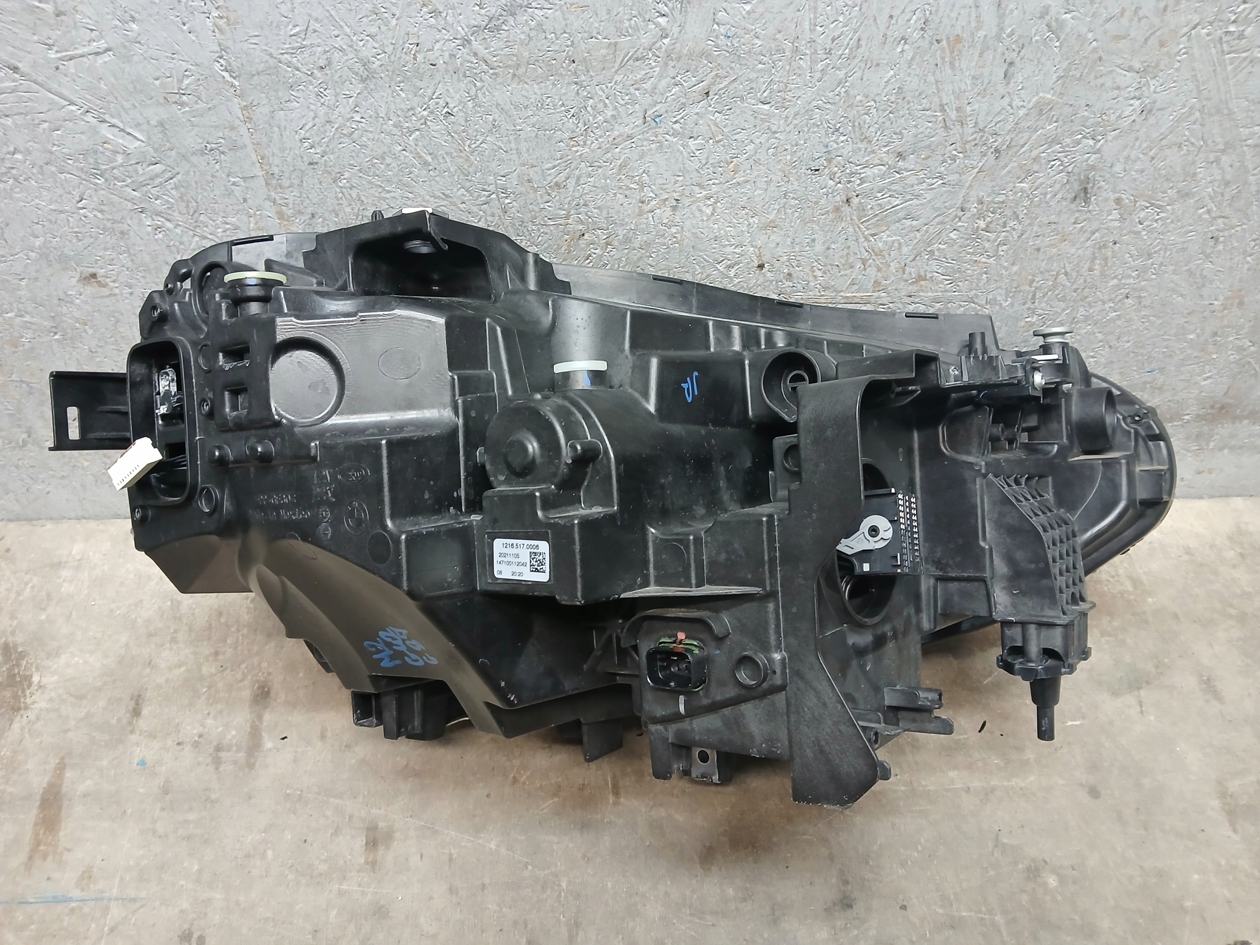 light front left BMW M2 G42 G87 FULL LED 8083635-06