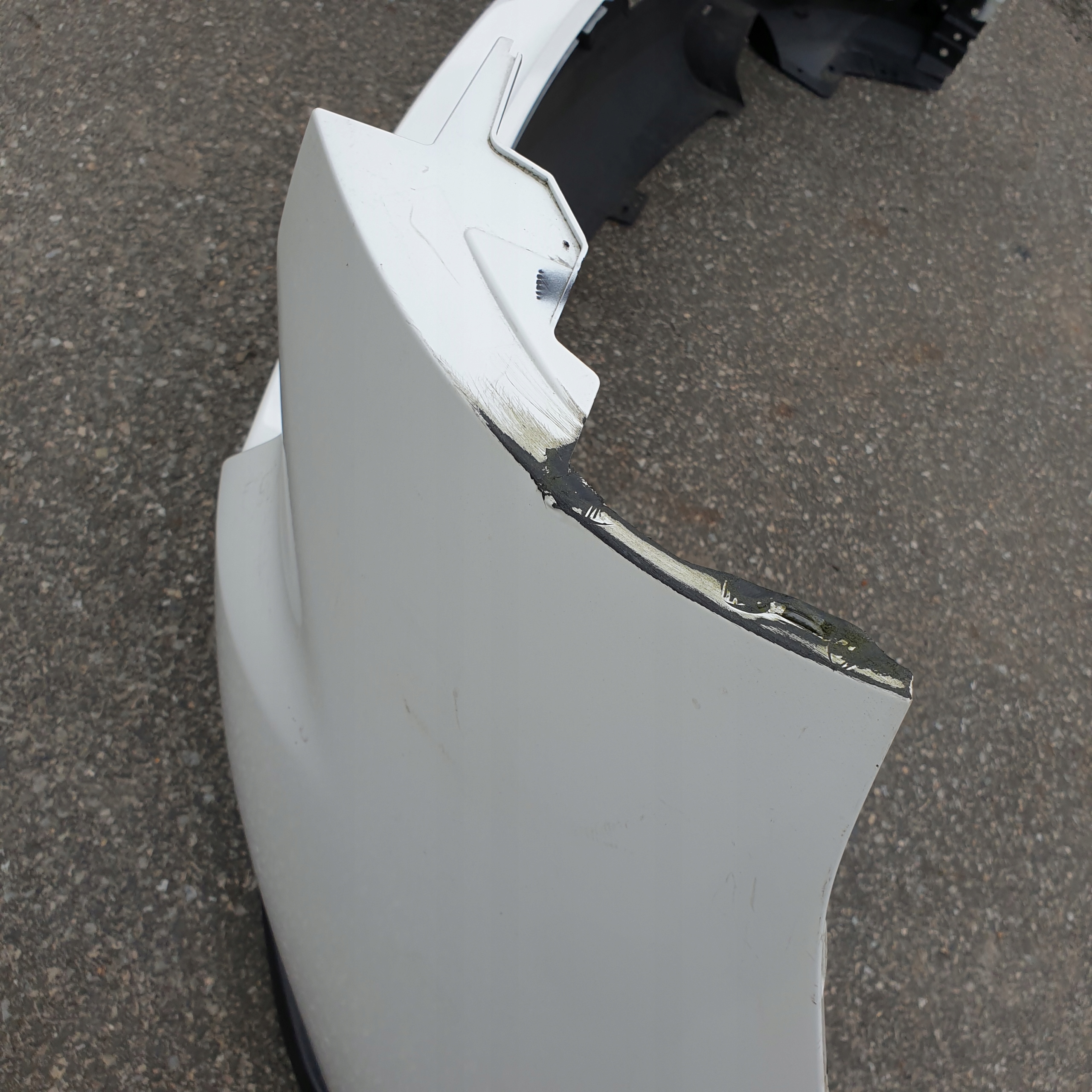 bumper rear part rear MAZDA CX5 II 2017r-- BIALY OE