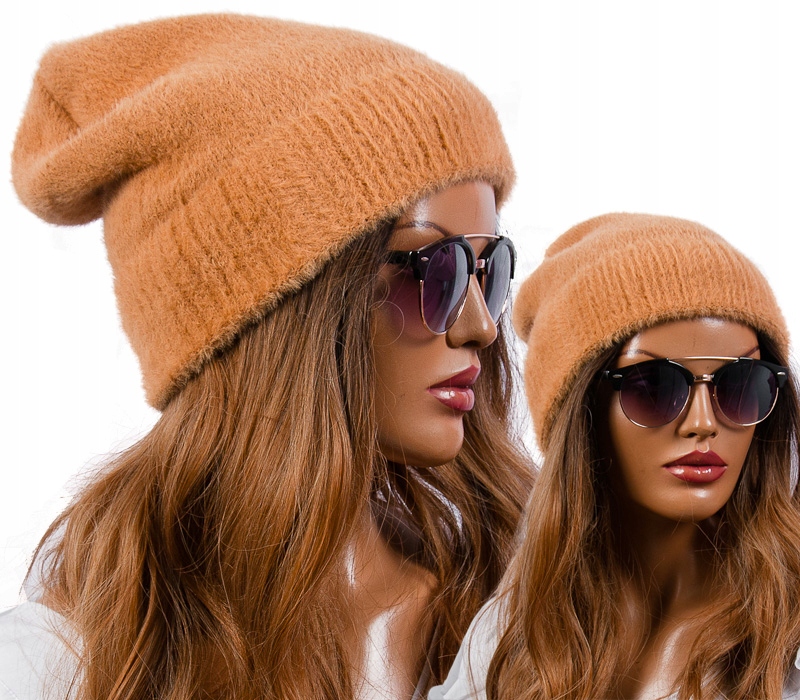 

Piękna Zimowa Czapka Damska Ombre Smerfetka Ciepła