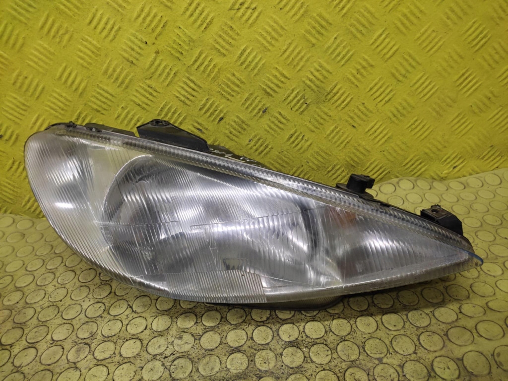 PEUGEOT 206 REFLEKTOR light right front