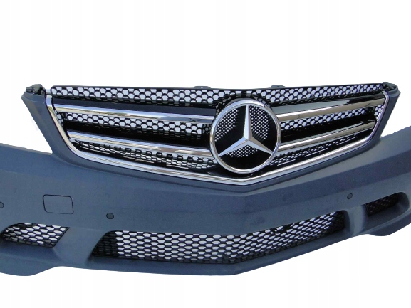 MERCEDES C KLASA W204 204 GRILL ATRAPA 63 AMG