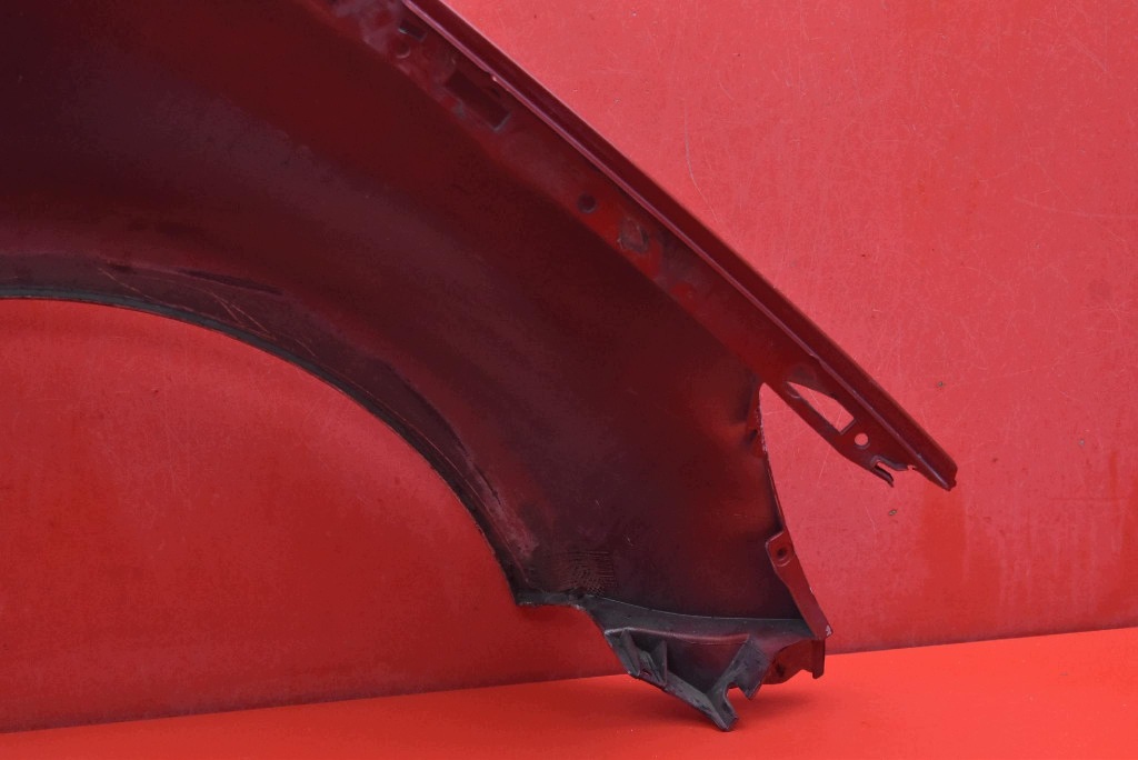 fender left front front red RENAULT CLIO 3 III 05-09