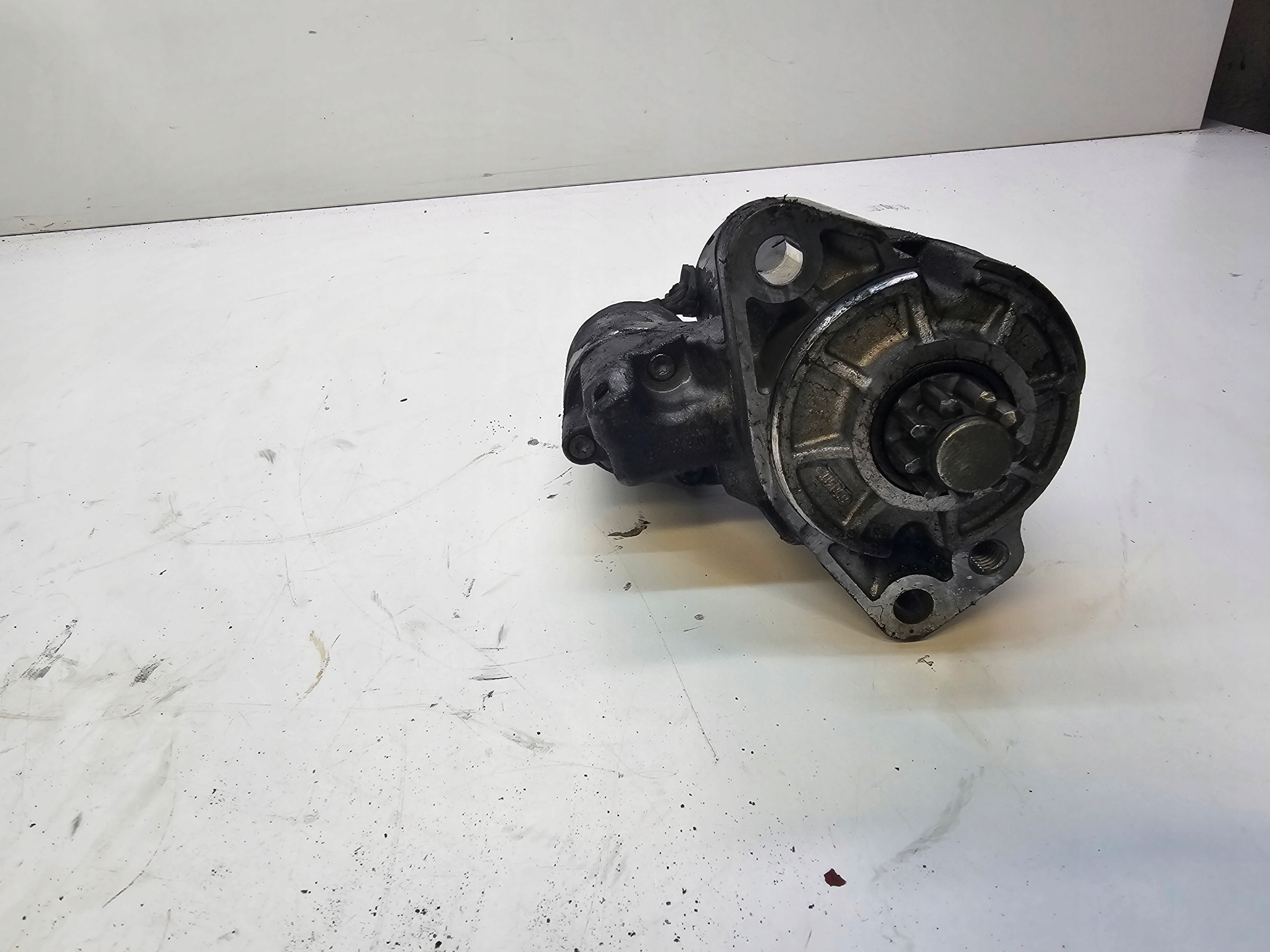starter AUDI Q7 4L 3.0 TDI 0001125521