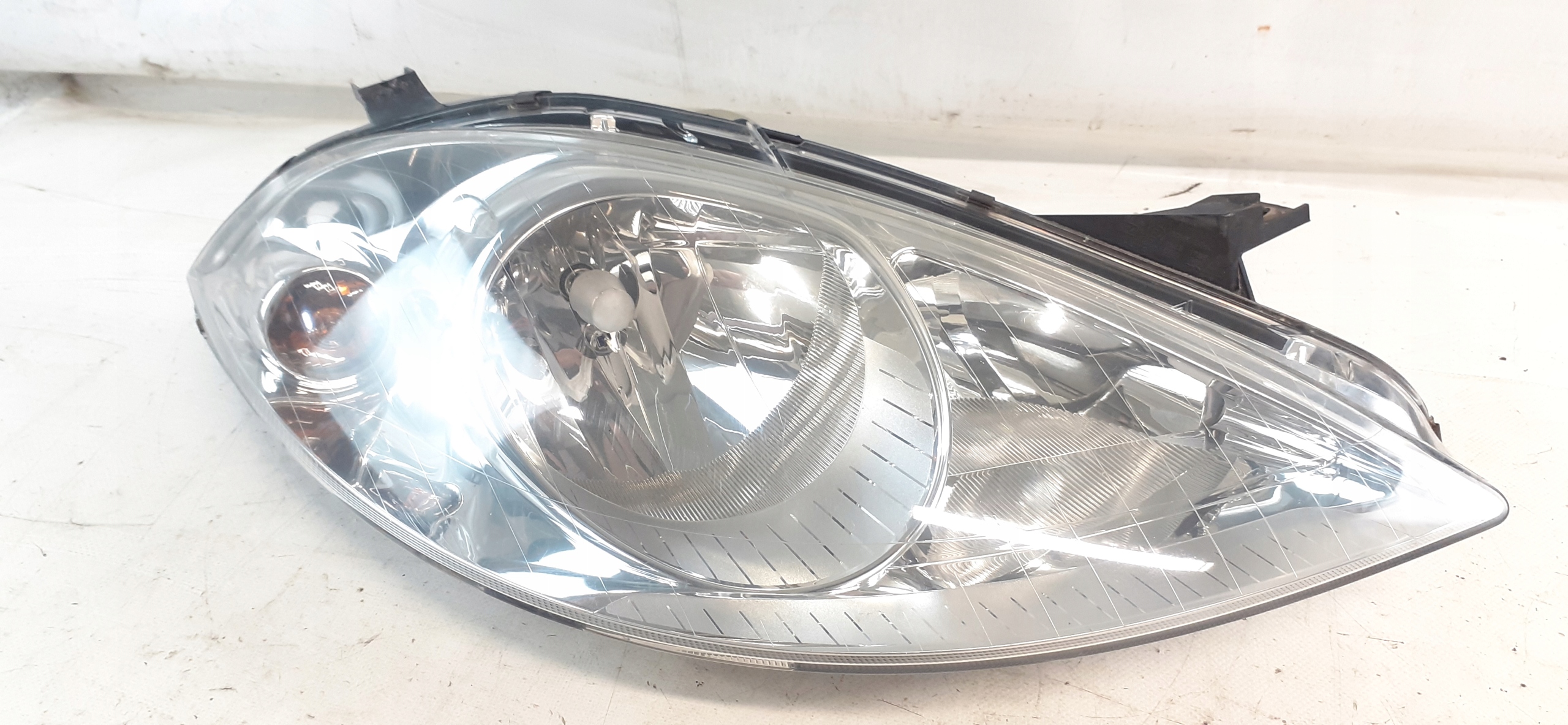 MERCEDES W169 light front right EUR A1698200261