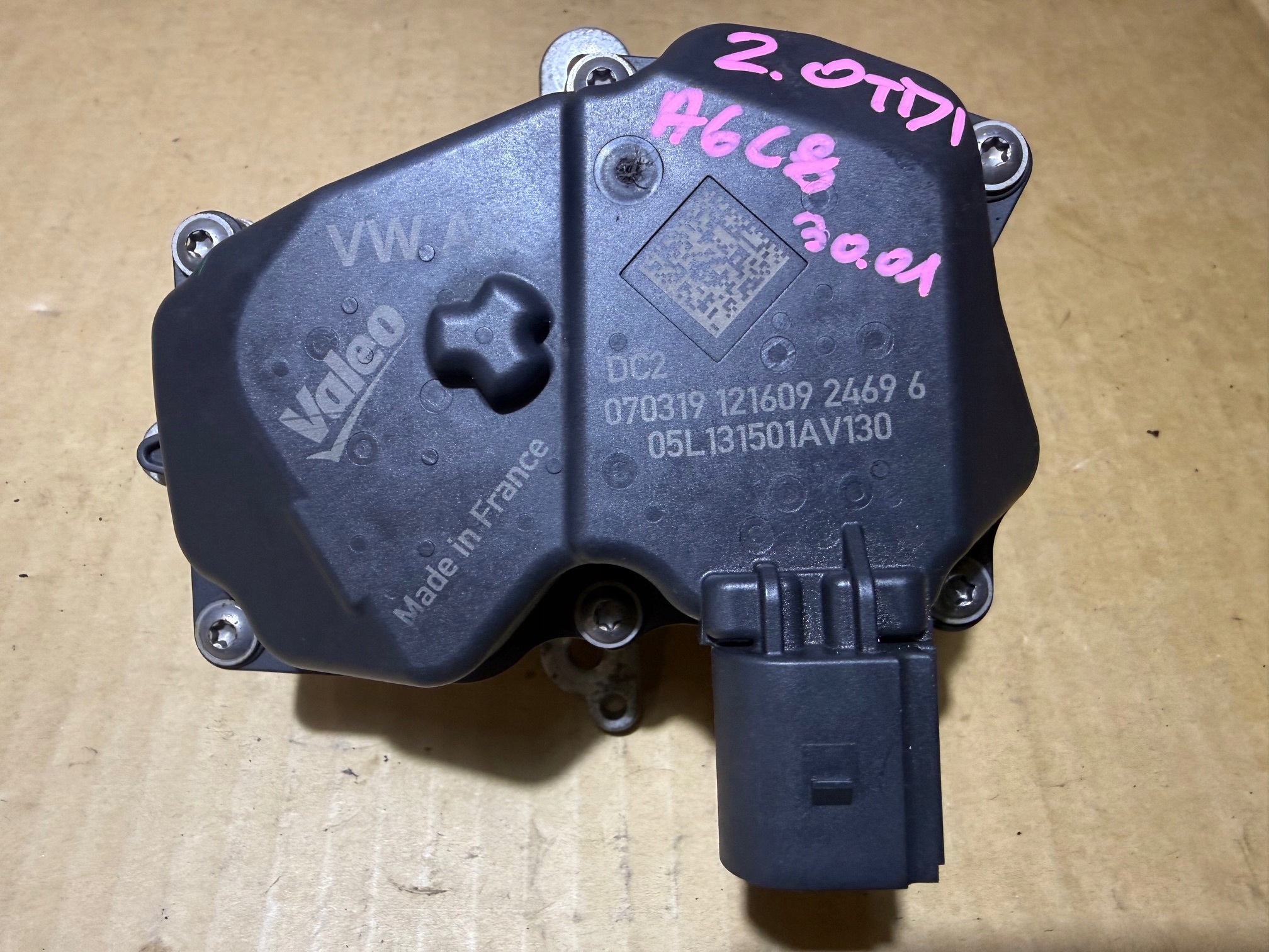 AUDI A6 C8 2.0 TDI AGR-Ventil Gase 05L131501A