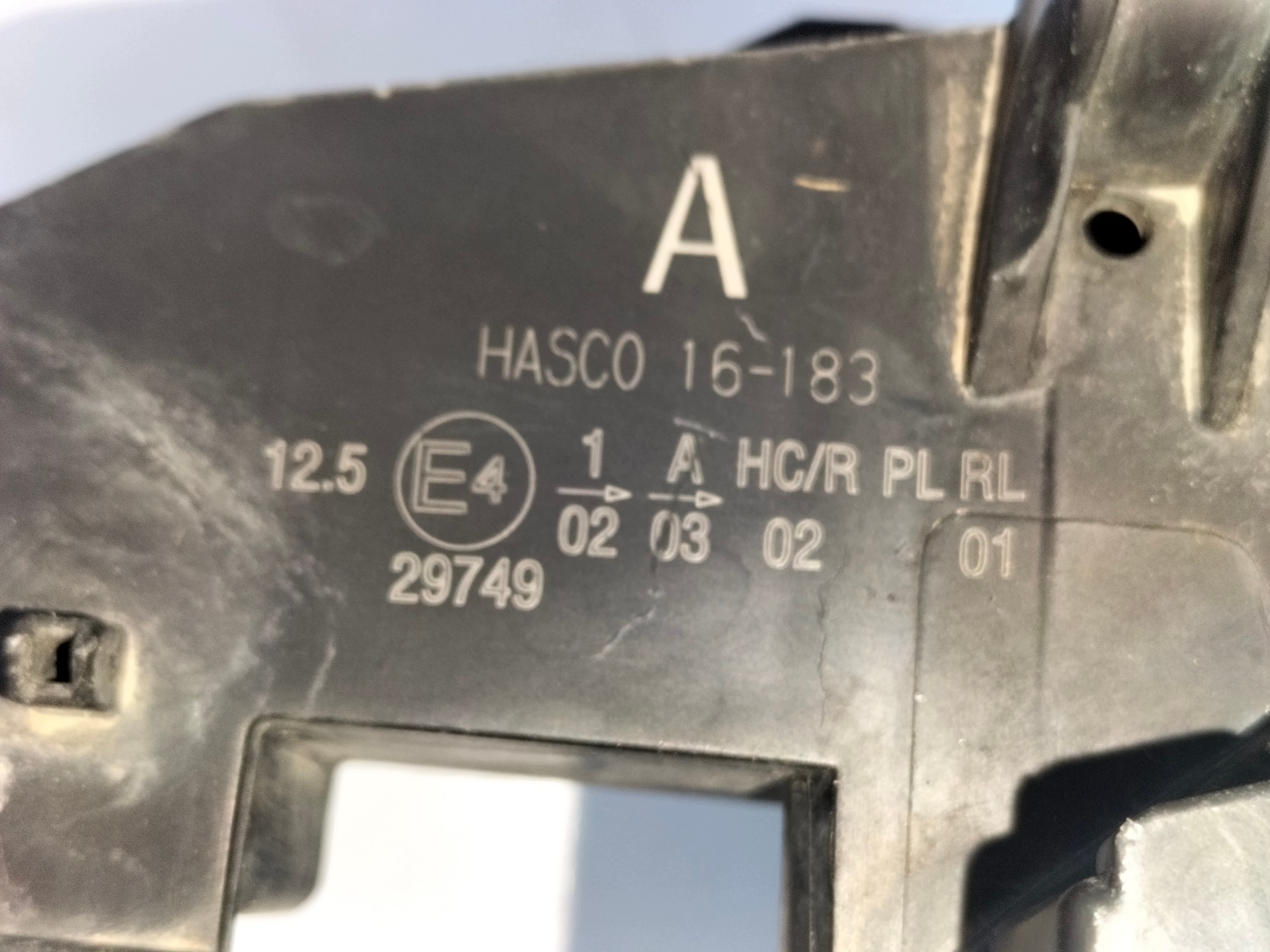 light front reflektor left TOYOTA COROLLA CROSS 20