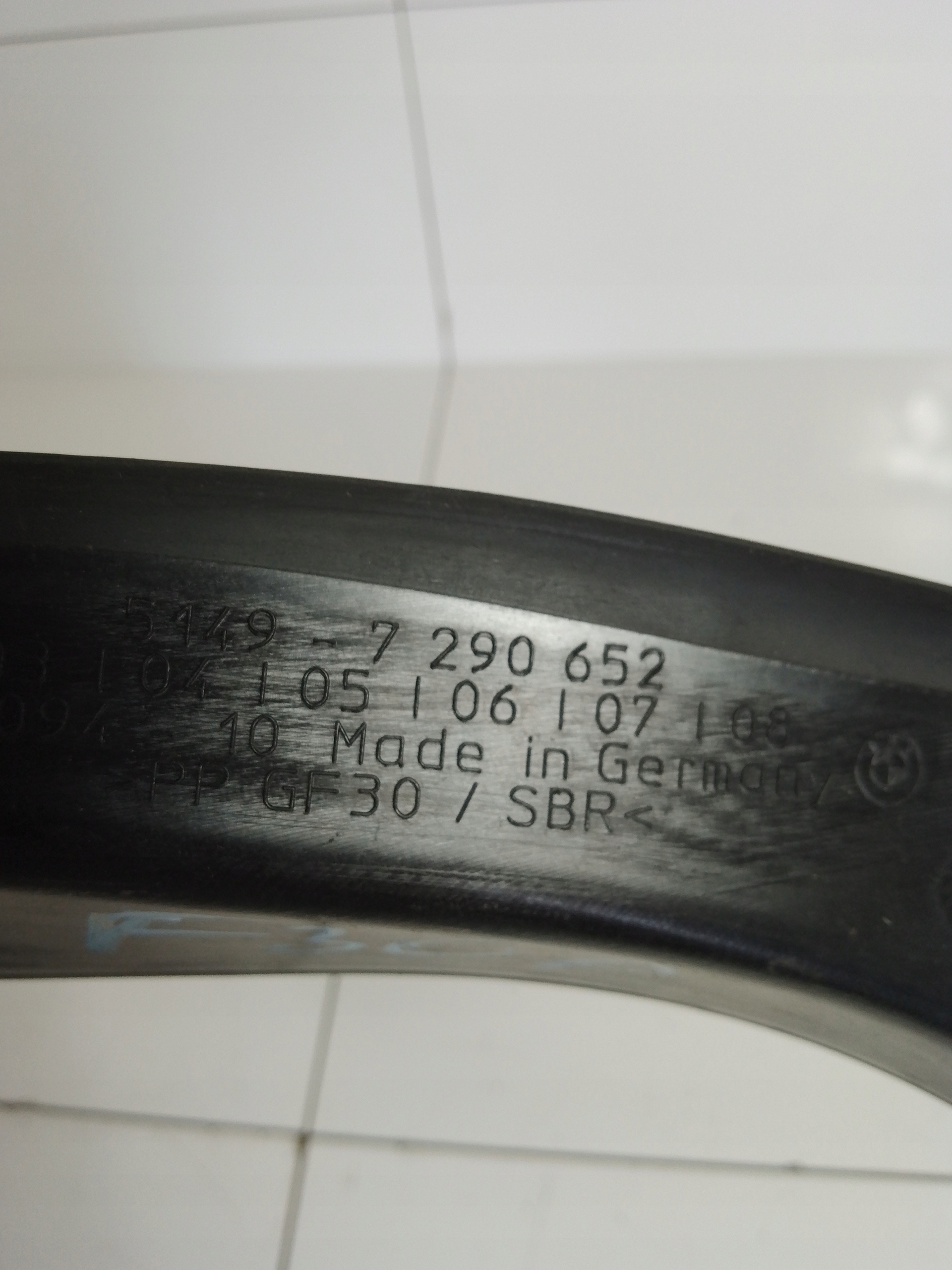 OSŁONA RYNNA ODWADNIAJĄCA BMW F30 7290652 Typ samochodu Samochody osobowe