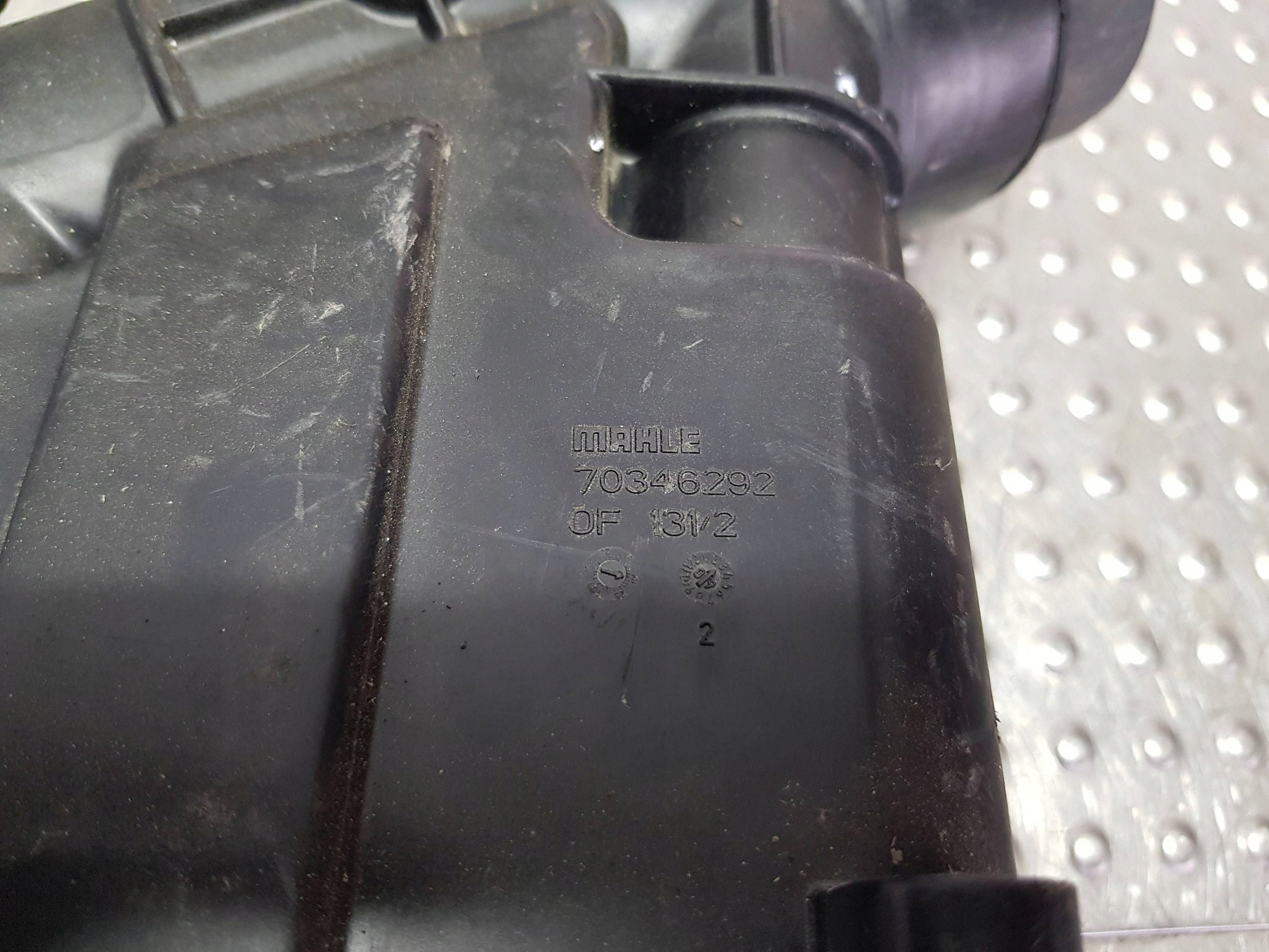 cover of a filter, oil 7807799 BMW E90 E83 E87 E91 E60 E88 E92 E93 2.0D N47