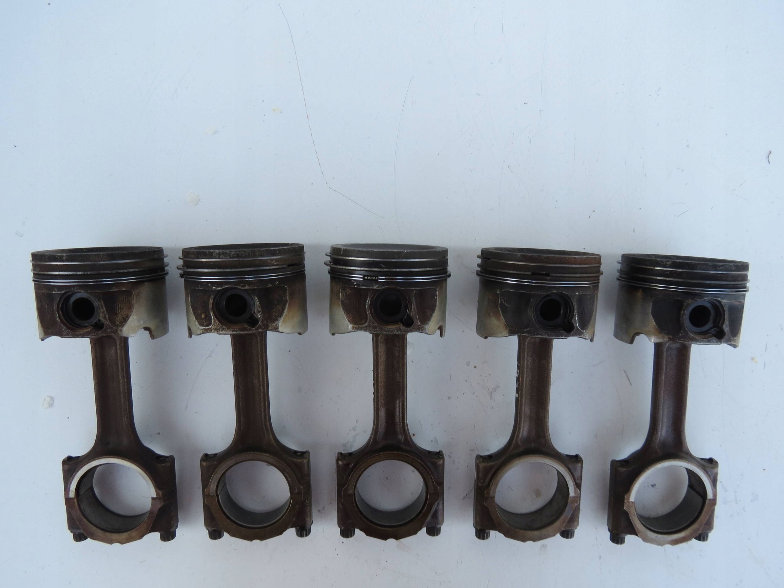 Piston avec bielle MERCEDES W204 2.2 CDI
