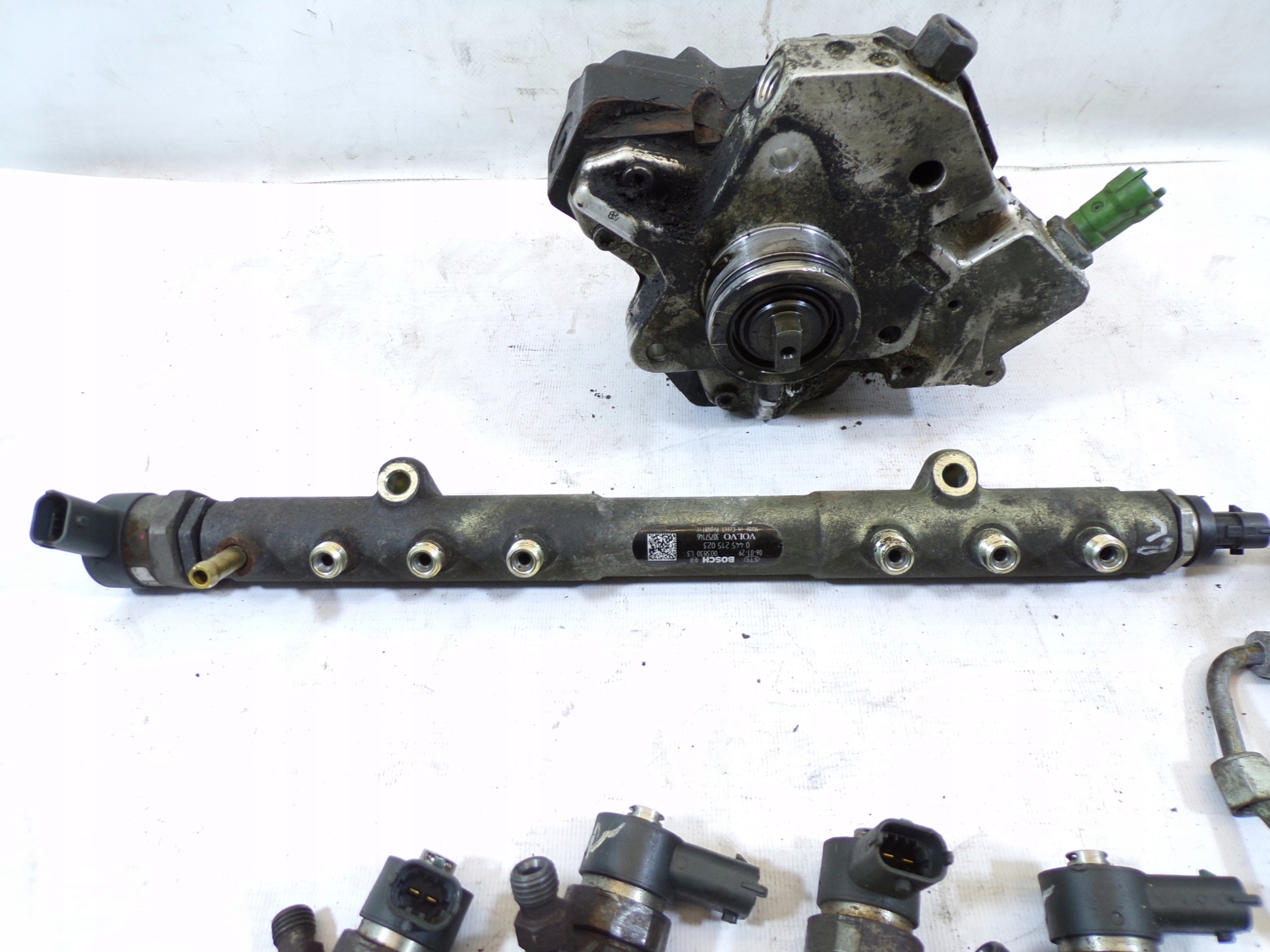 Complet UKLAD WTRYSKOWY VOLVO S60 LIFT 2.4d