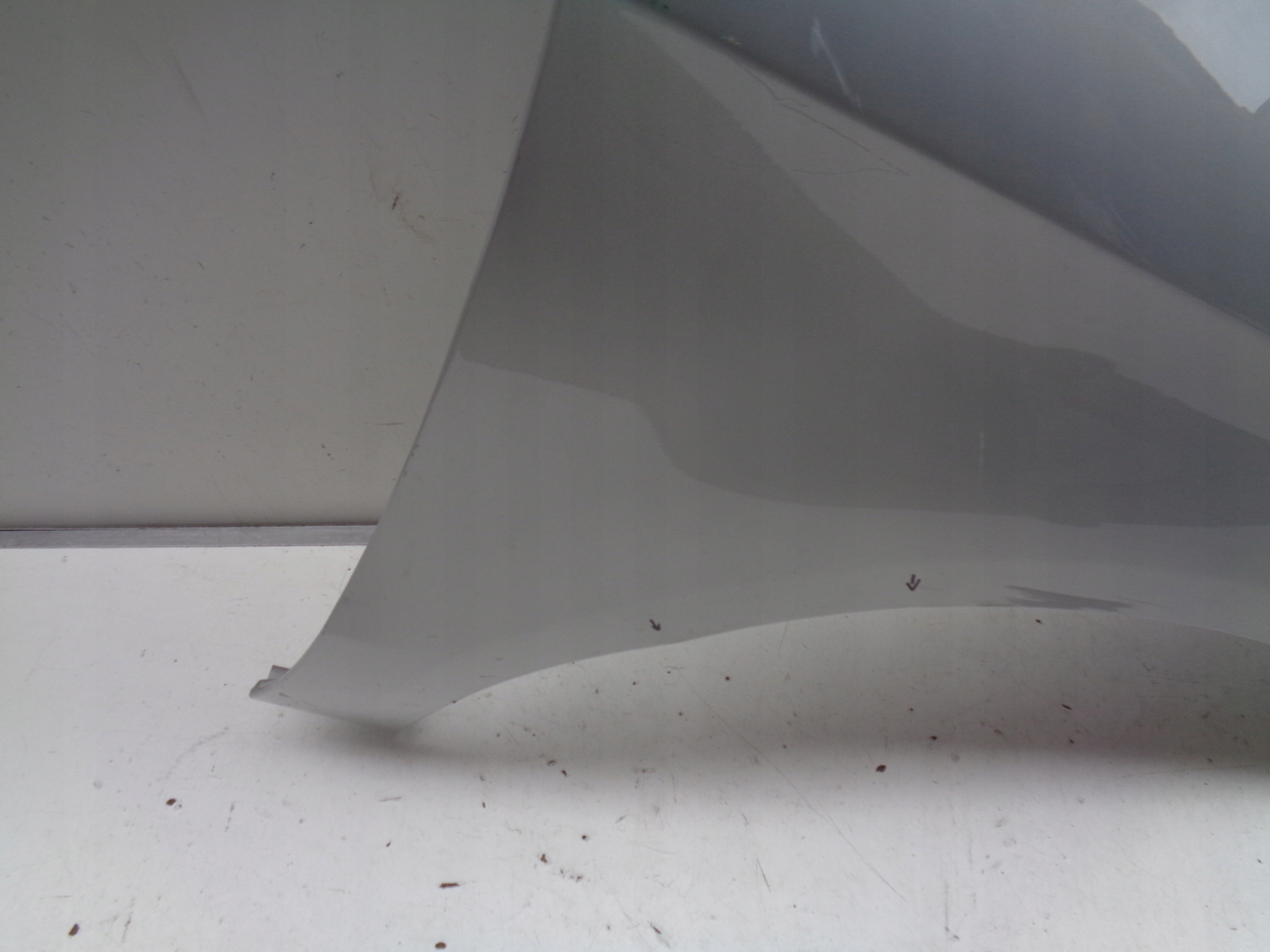 fender right front MERCEDES B-KLASA W246 11- NR 37495