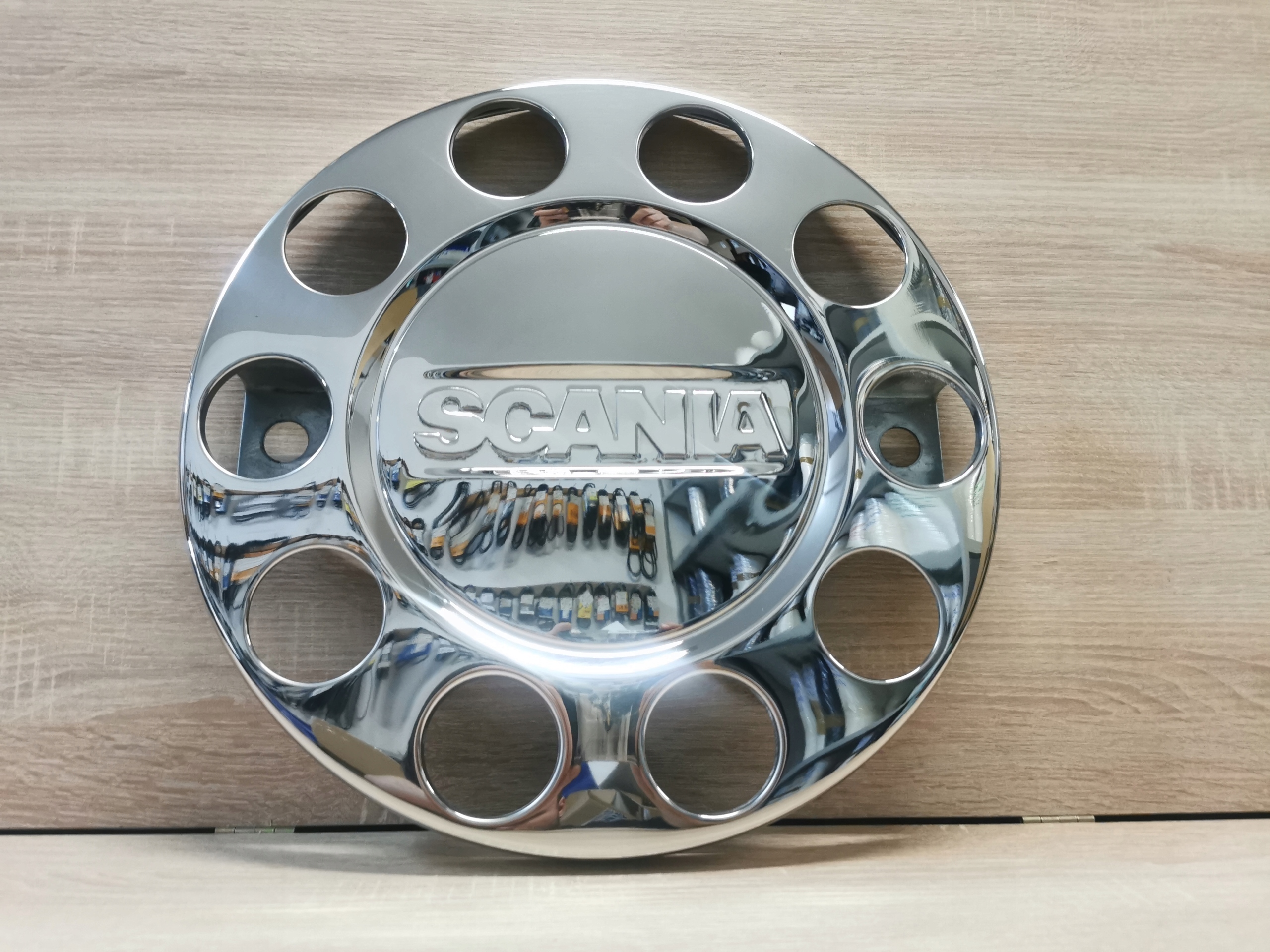 Крышка колеса хром полный колпак сталь 10 открытие SCANIA