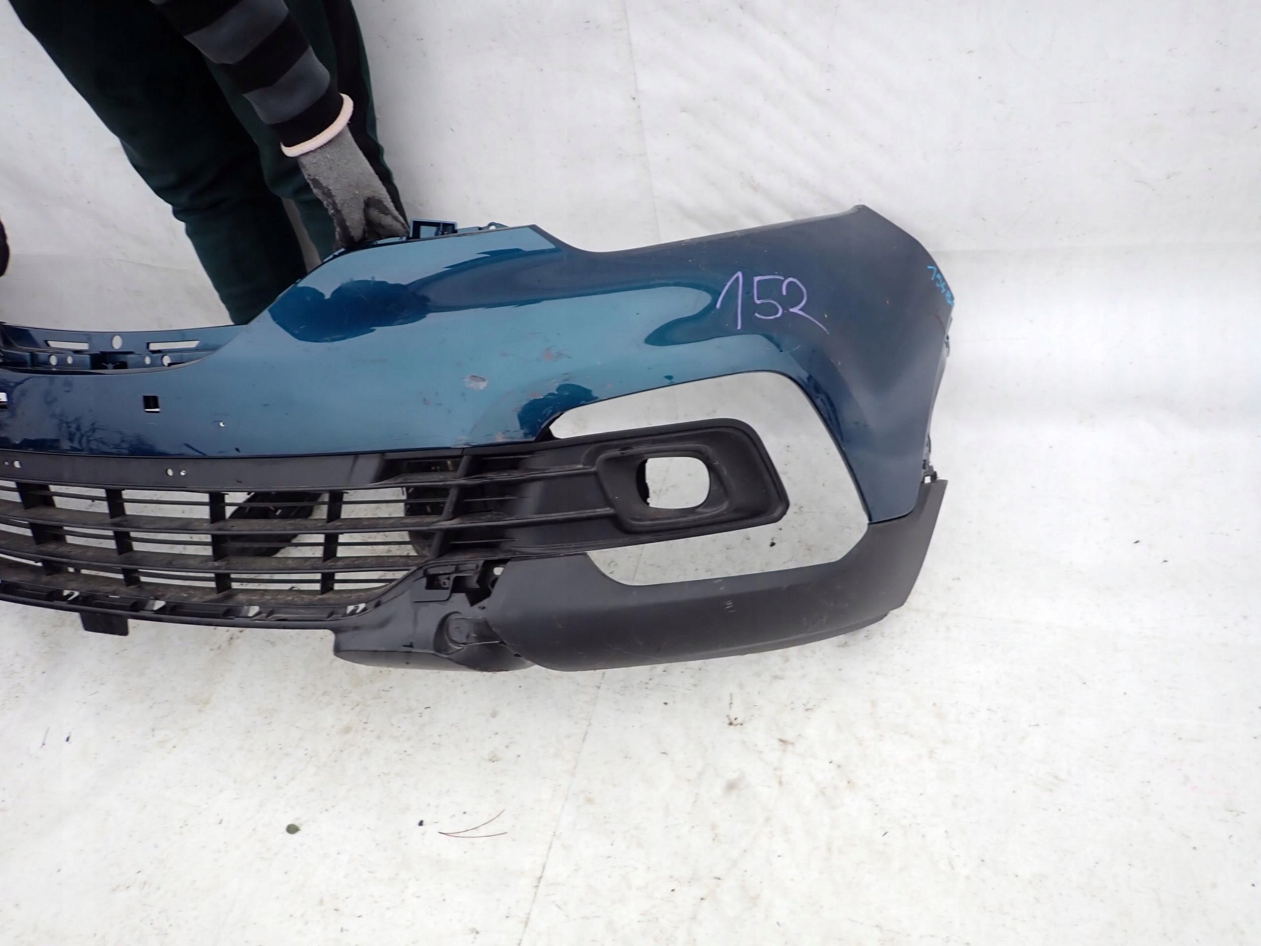 RENAULT CAPTUR and 1 LIFT 17-19 bumper front