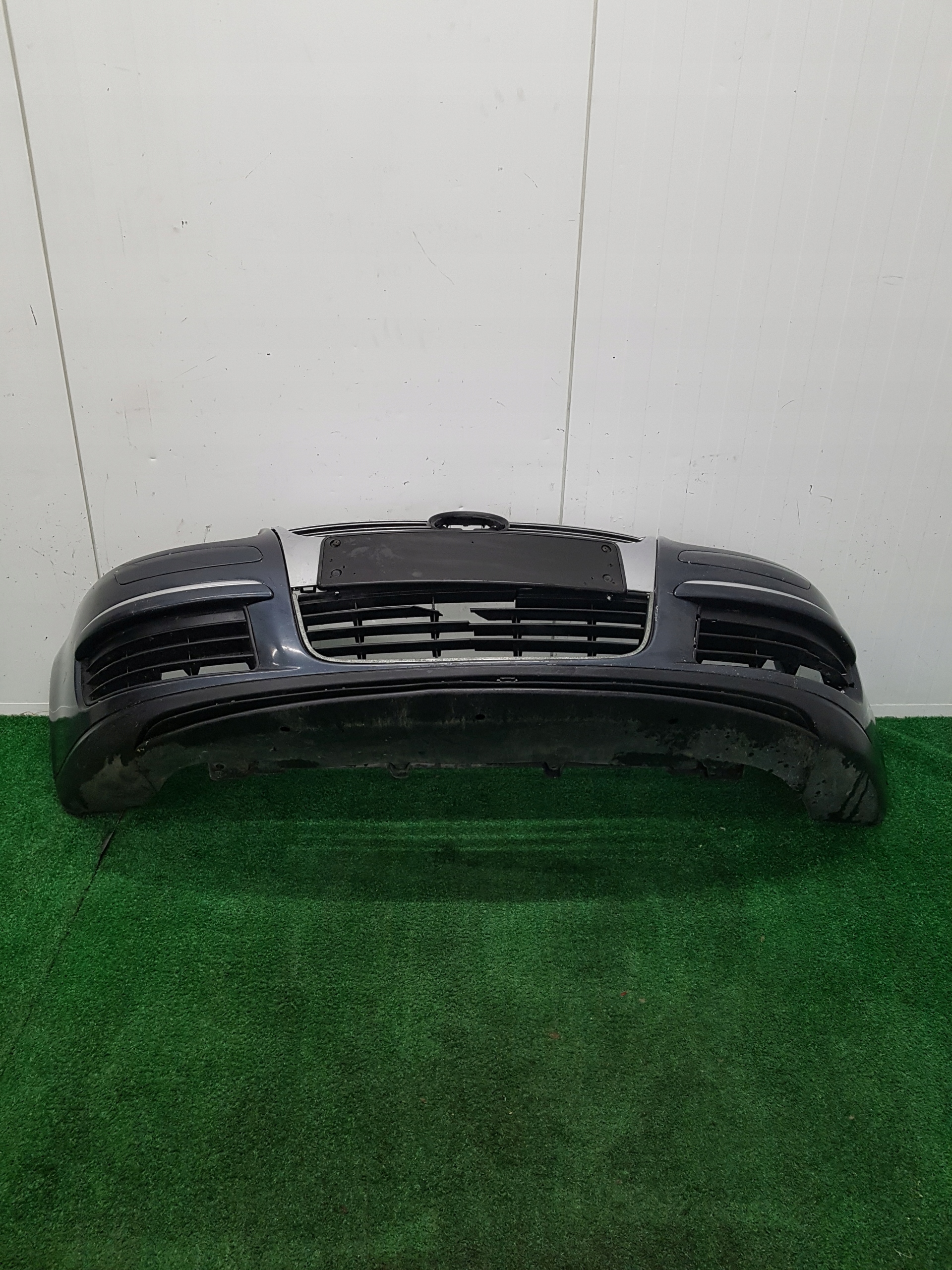 bumper front front VOLKSWAGEN GOLF 5 JETTA 1K0807221D CHROM grill