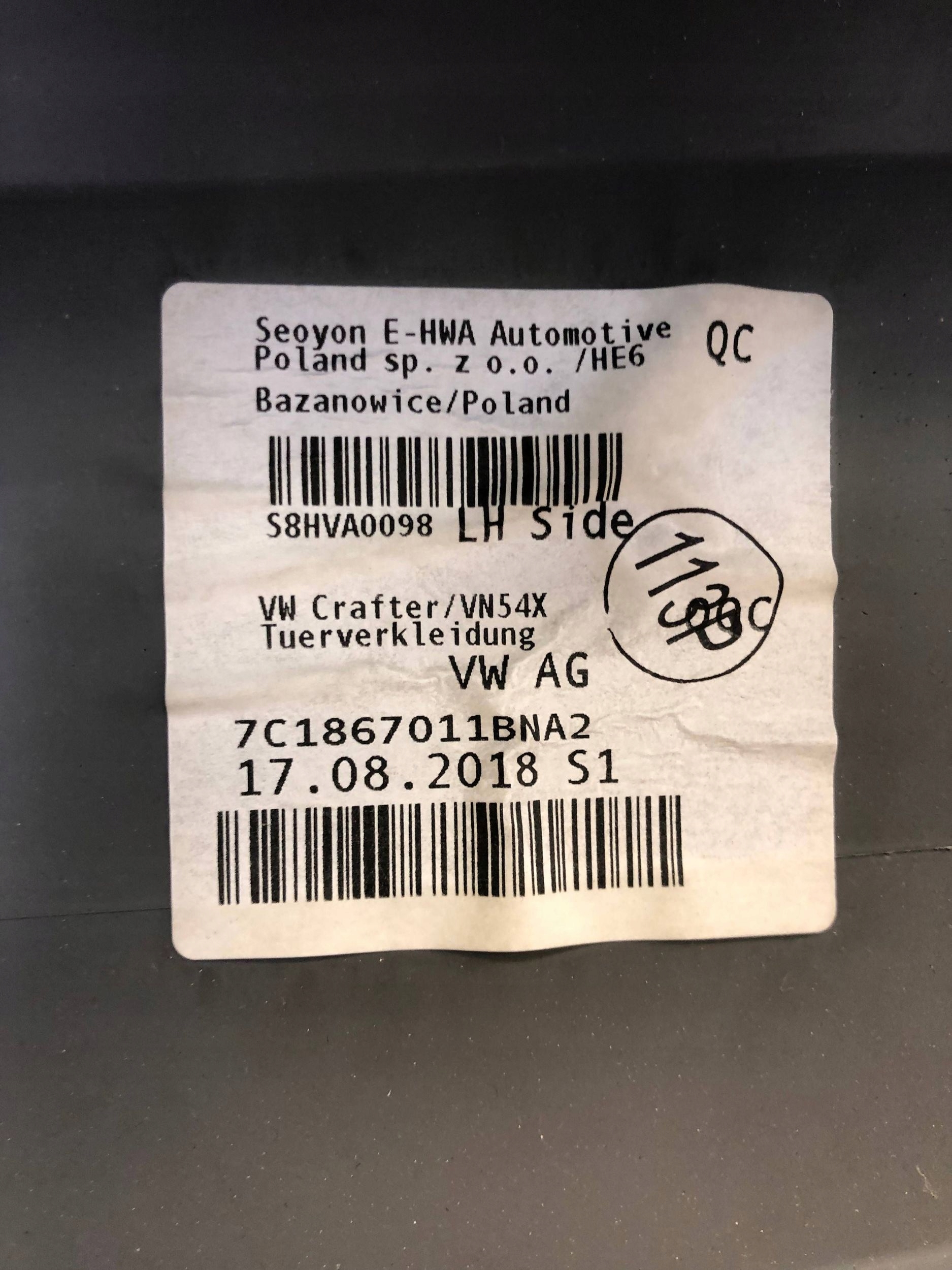 side door left front VW CRAFTER II MAN TGE 7C1867011