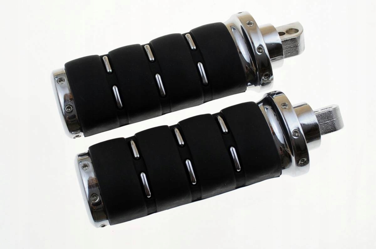 733-388 - ПОДНОЖКИ ПАССАЖИРА SUZUKI BOULEVARD M109R / R