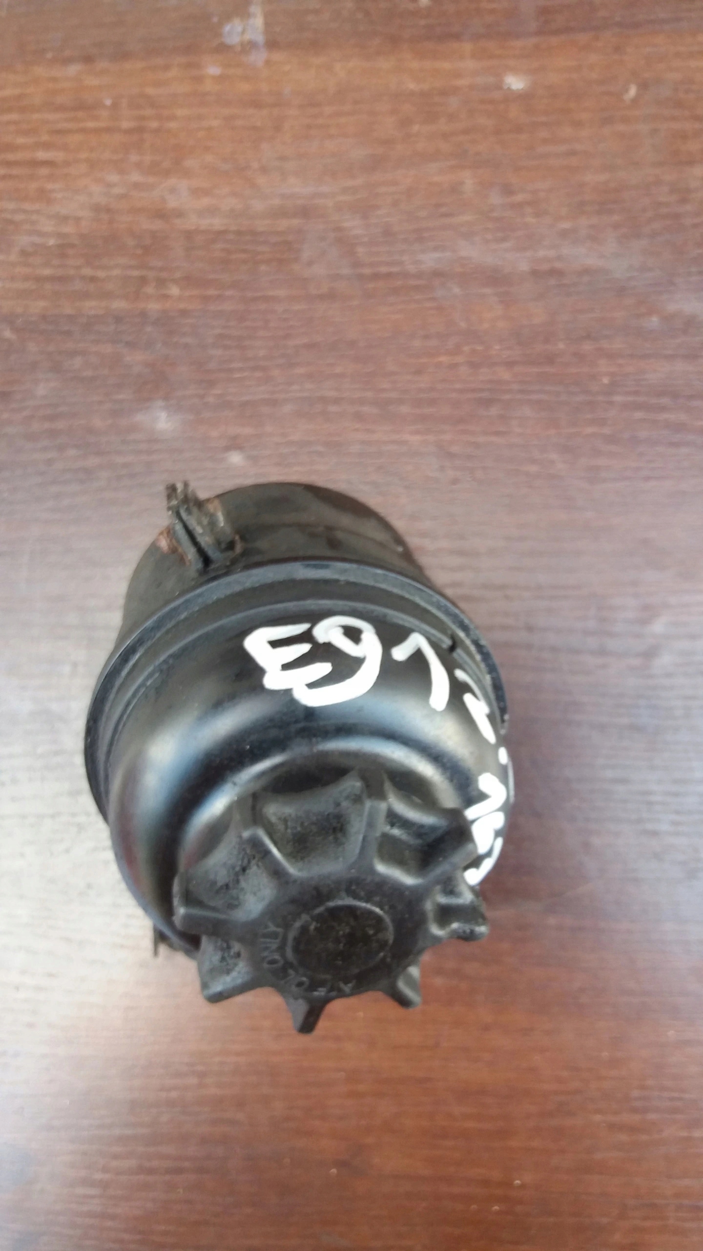 Servoölbehälter BMW E90 E91 2.0