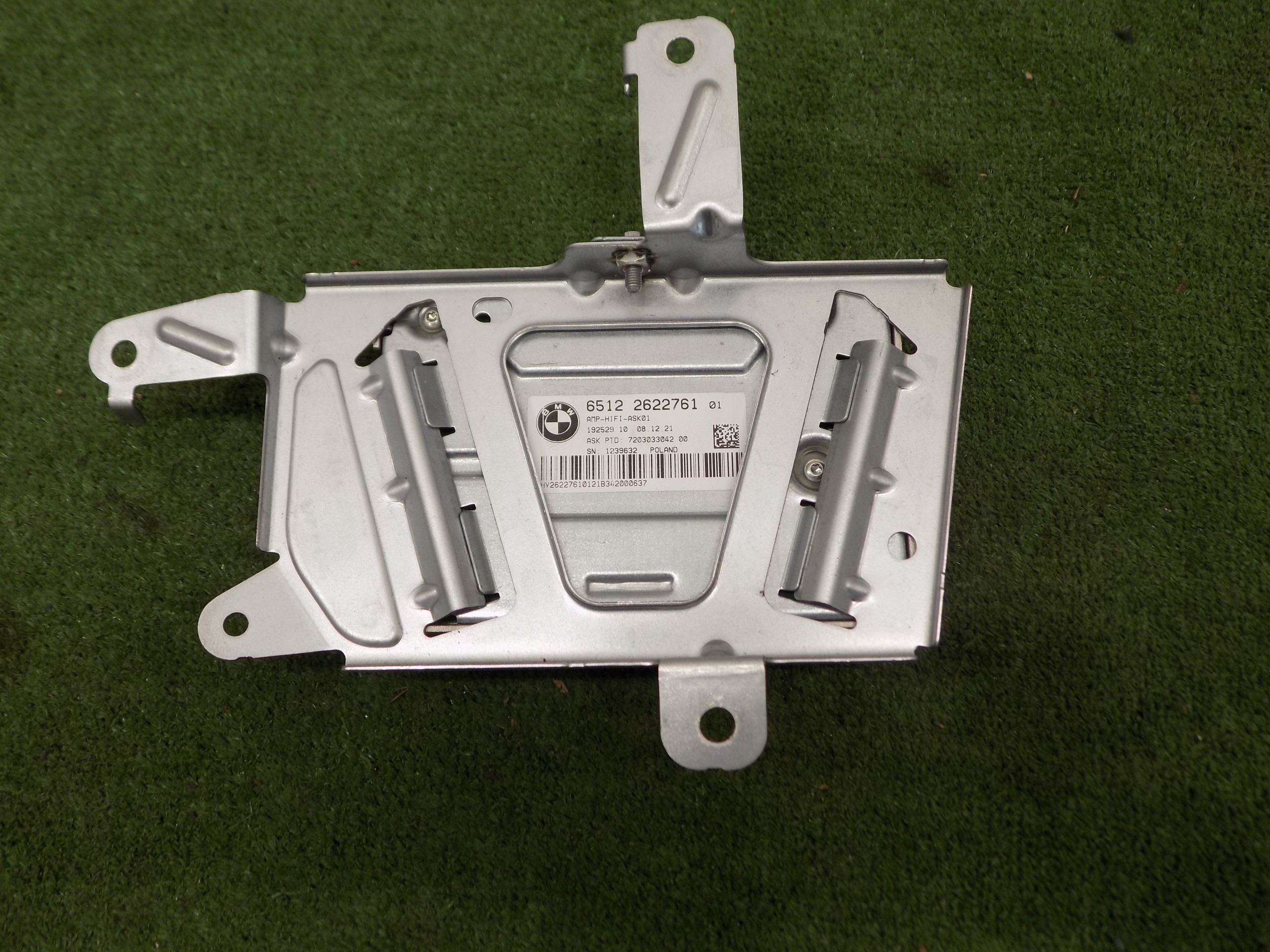 BMW X1 F48 amplifier HIFI 2622761