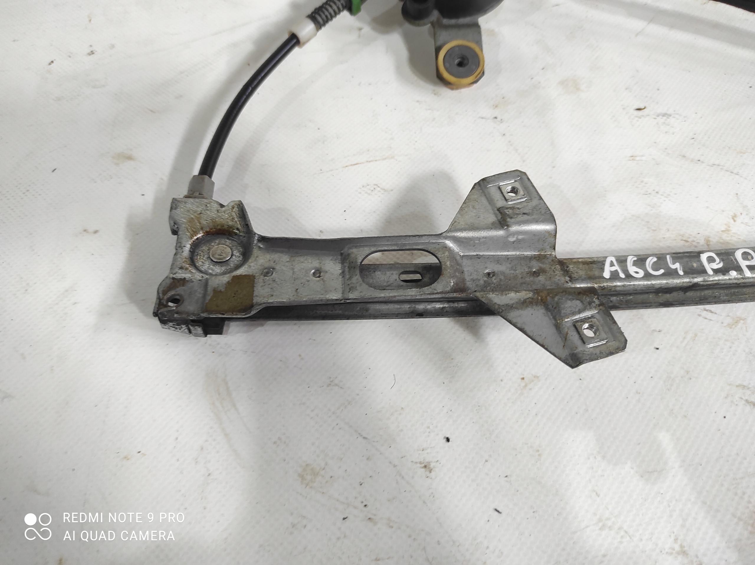 window regulator right front manually AUDI A6 C4