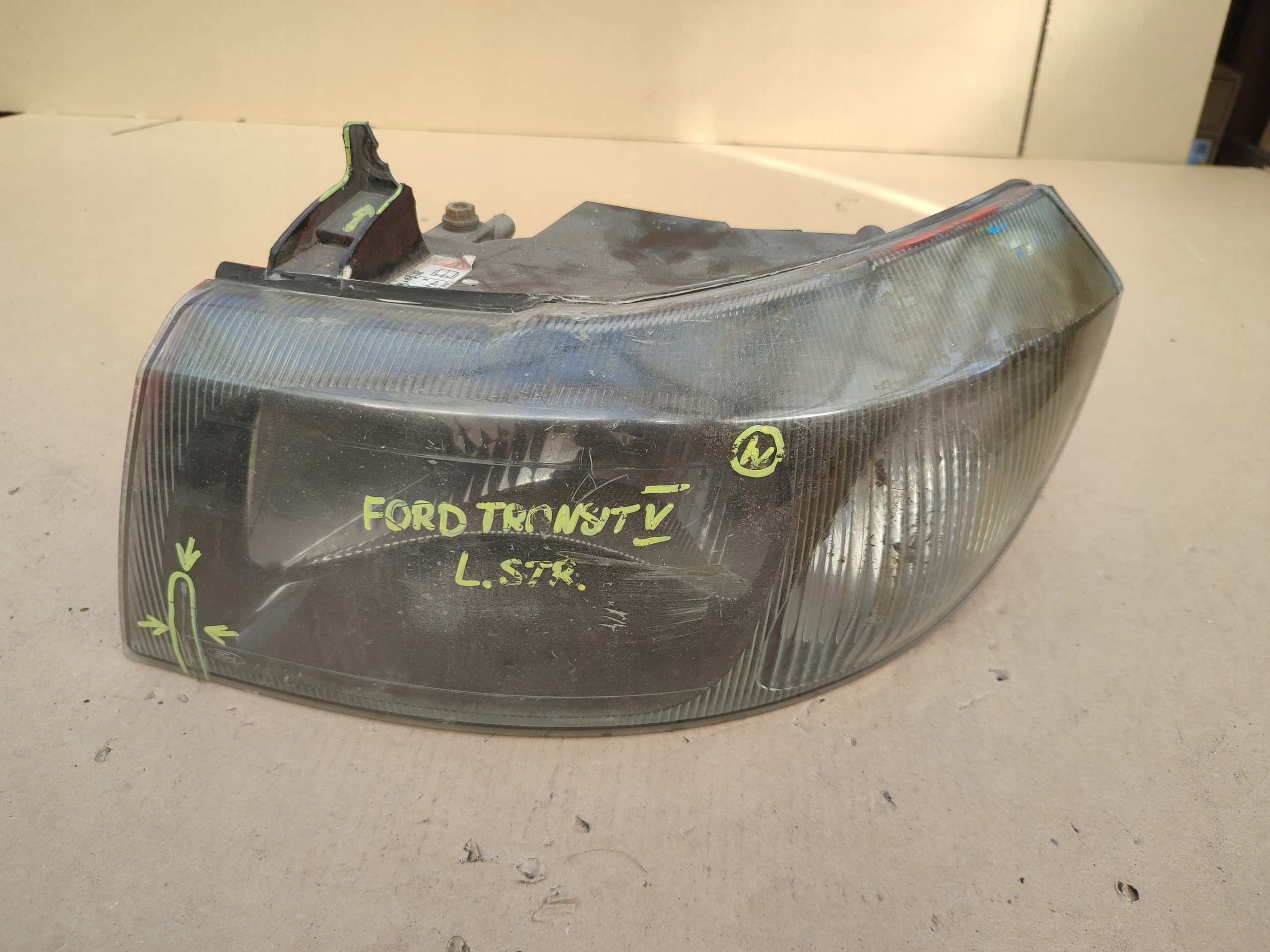 Reflektor light left front front left Ford Transit V