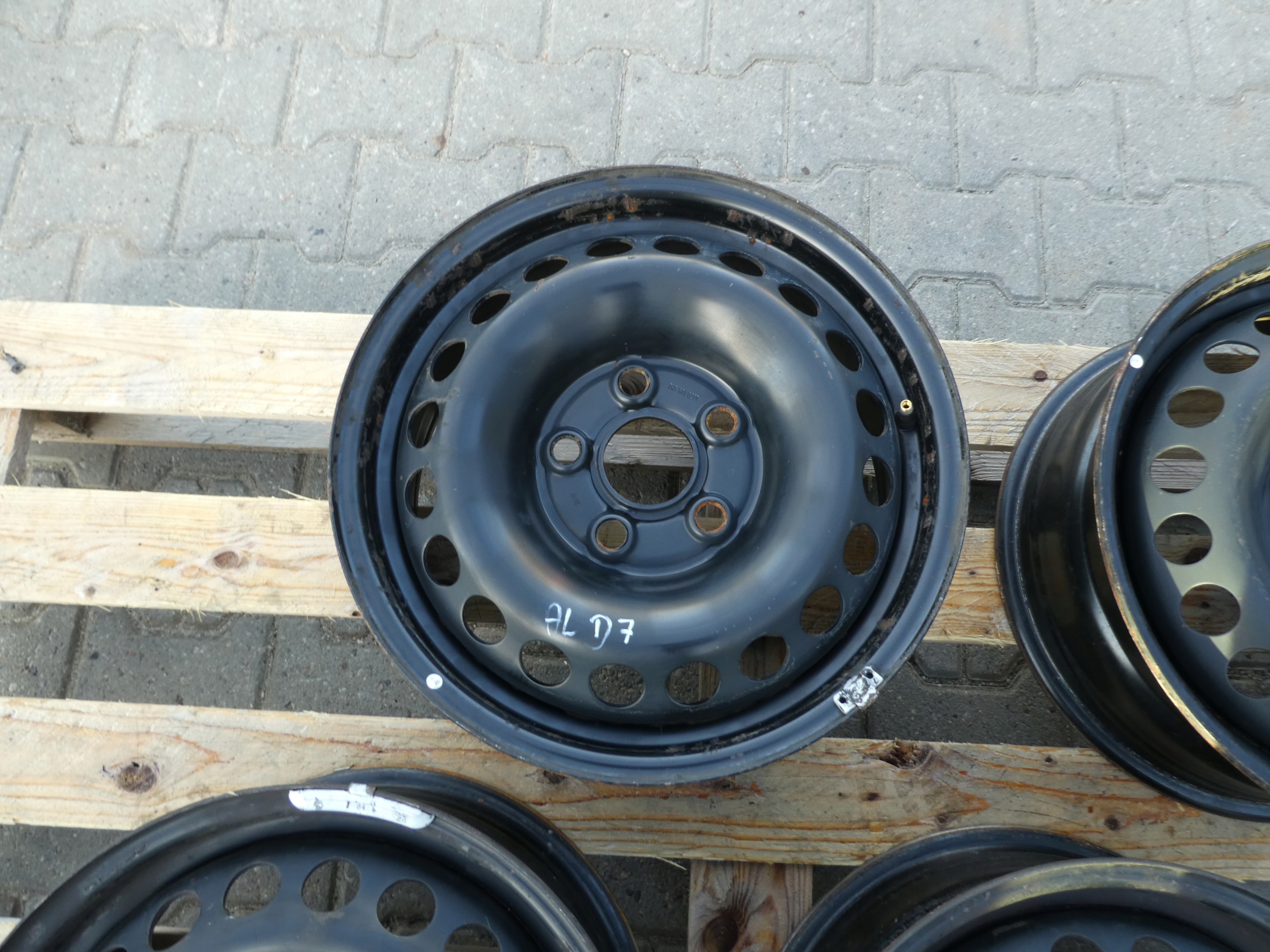 VW T5 CERCHI Ferro 7H0601027D 6.5JX16 ET51