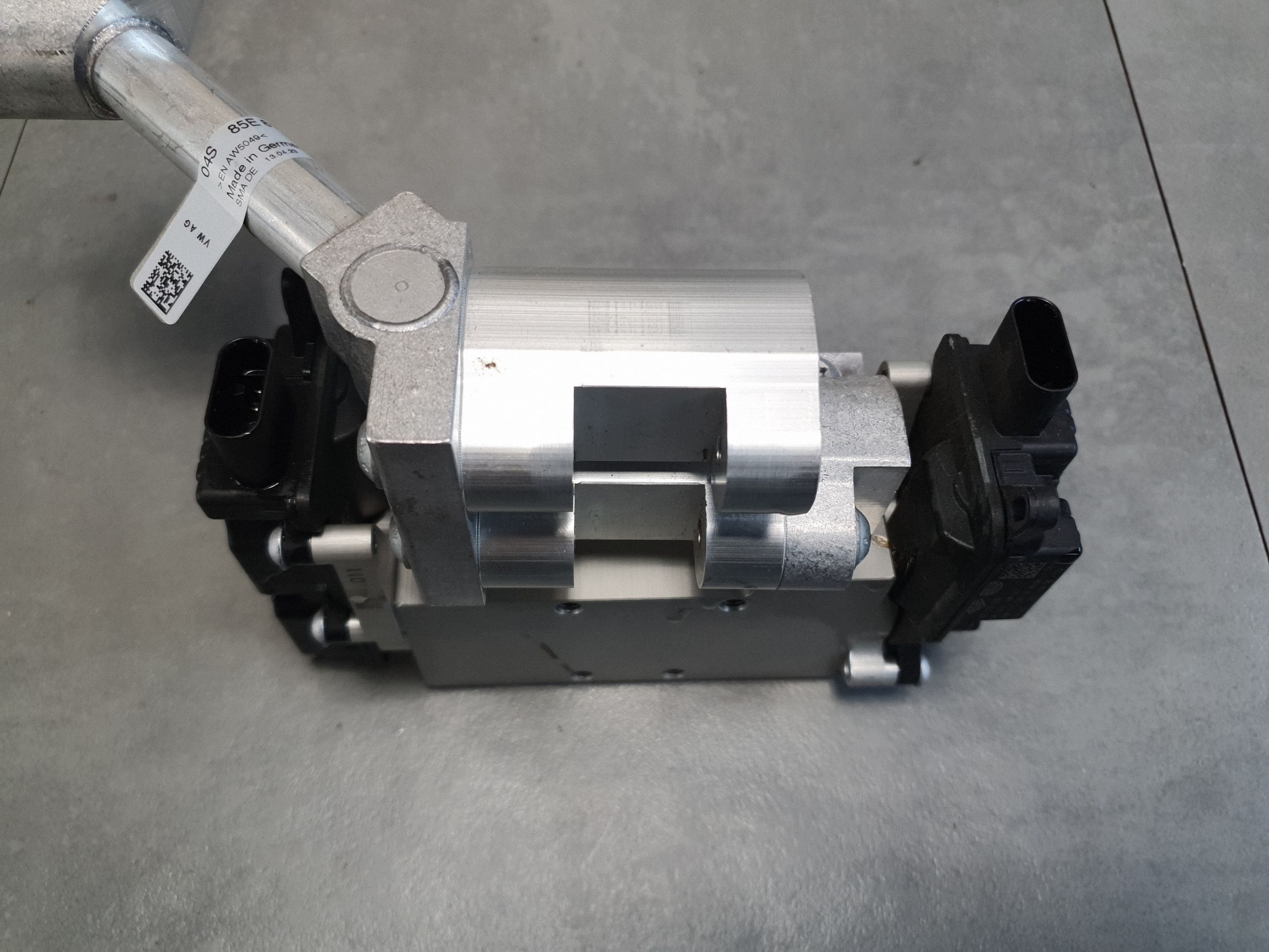 Audi SQ6 e-tron sensor rozprezny klimaanlage 85E816099