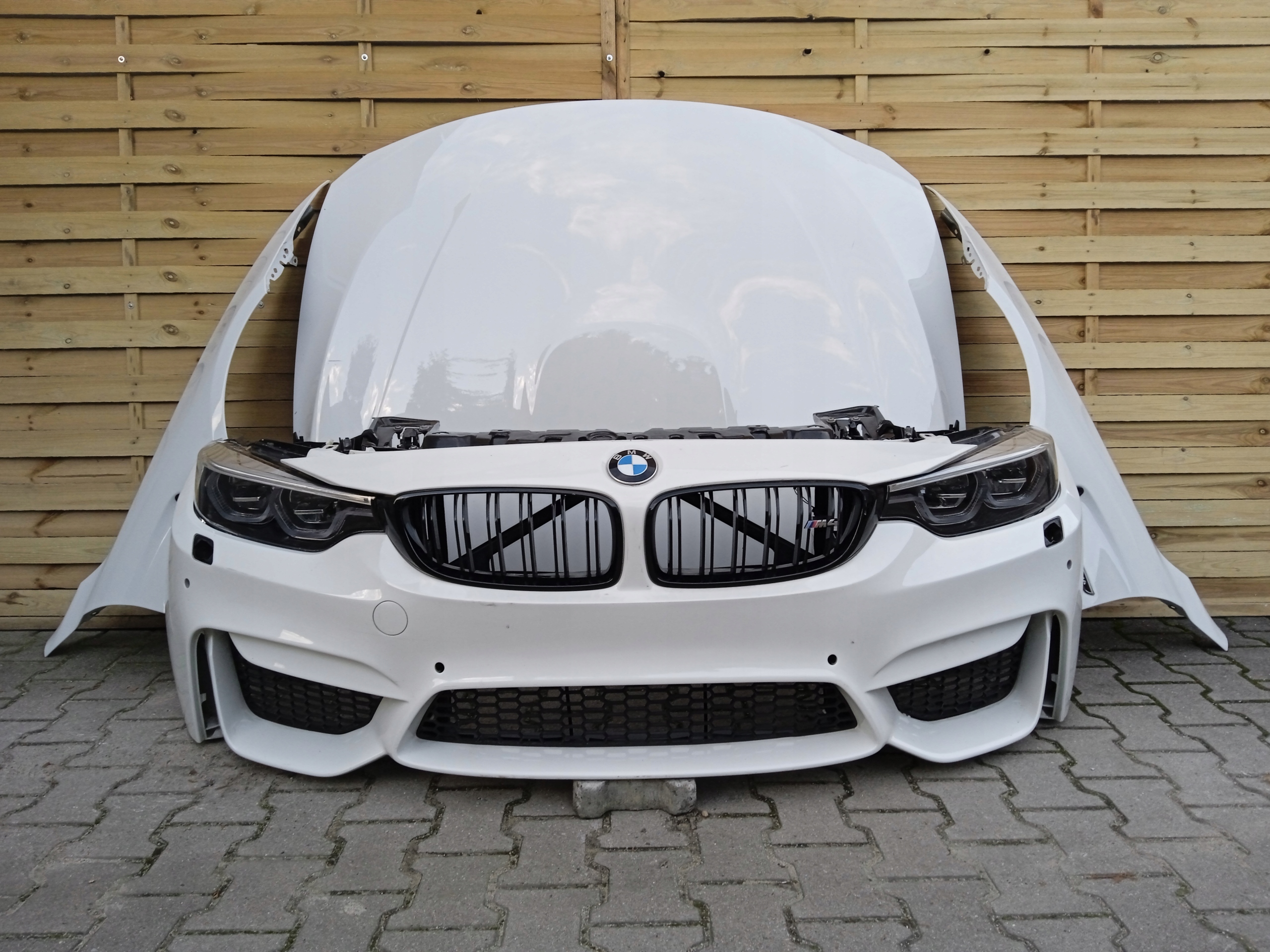 BMW M3 M4 F80 F82 F83 MASKA BŁOTNIKI PAS PRZEDNI LAMPY CHŁODNICE...