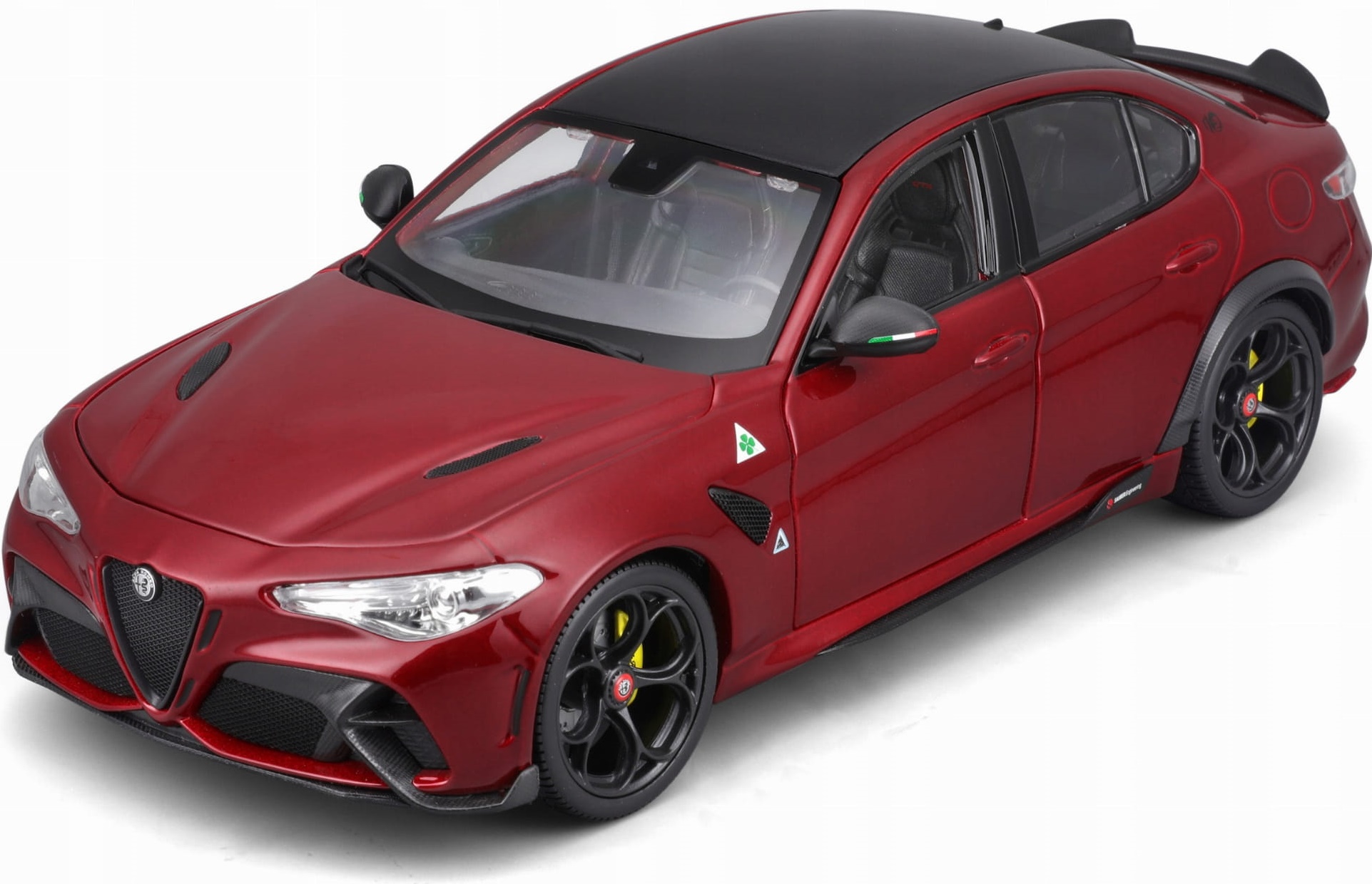 Alfa Romeo Giulia GTAm červená 1:18 model BBurago 11049