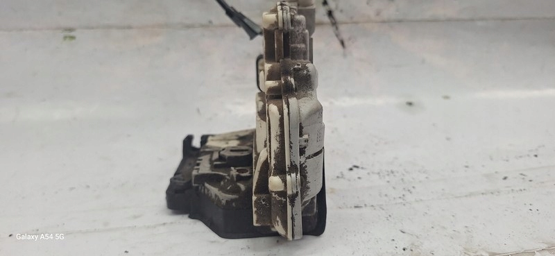 lock door VW PASSAT B6 left rear part 3C4839015A