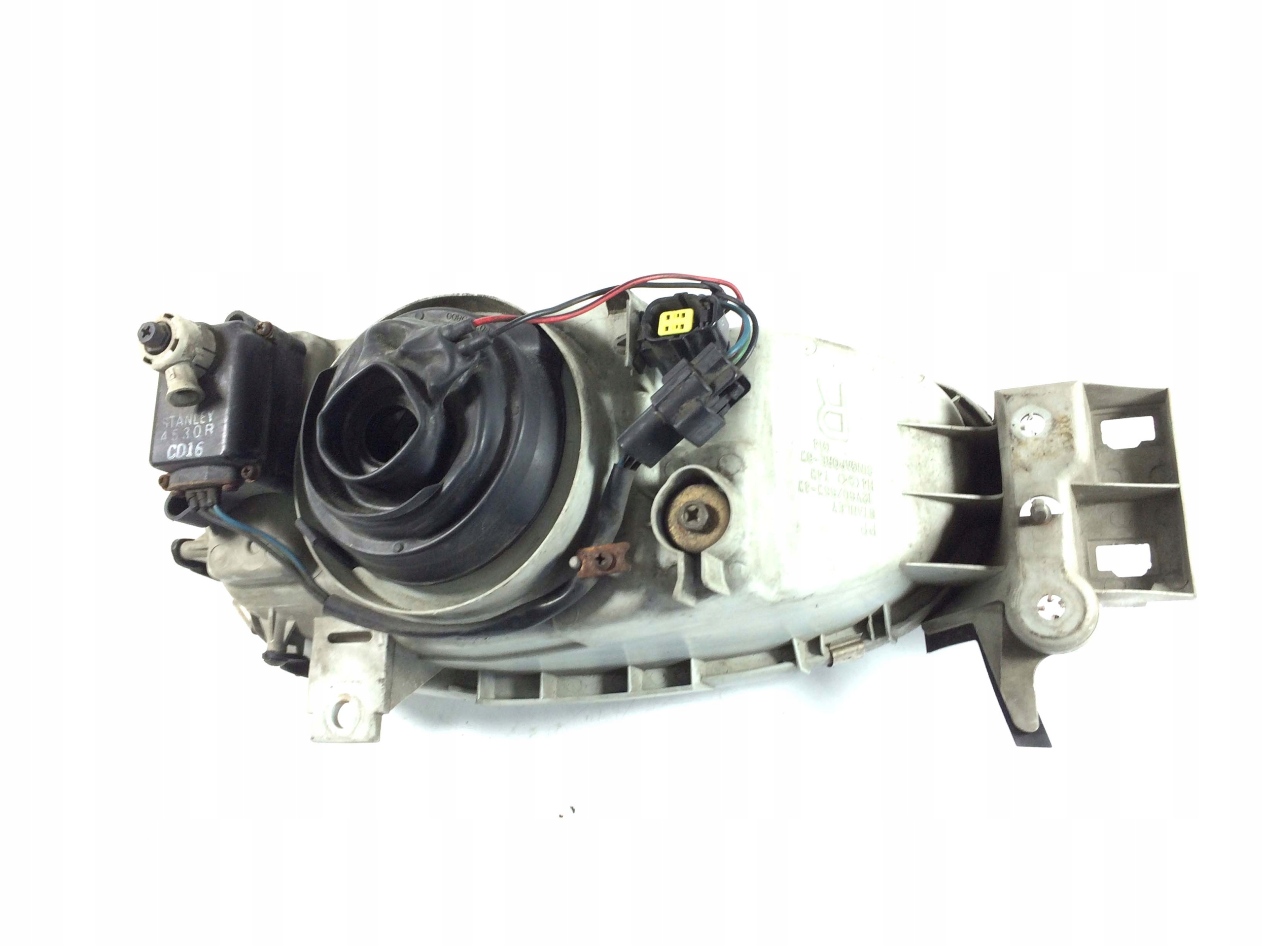 REFLEKTOR light front MAZDA 121 II (DB) 1.3 and 16V right 0290061 STA