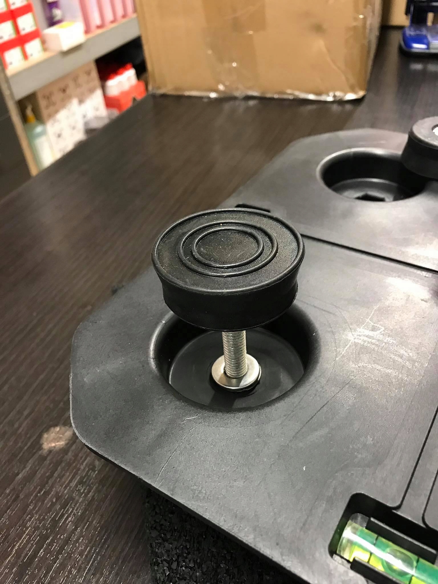 Nóżki regulowane ST-ROOF dedykowane Kod producenta brak