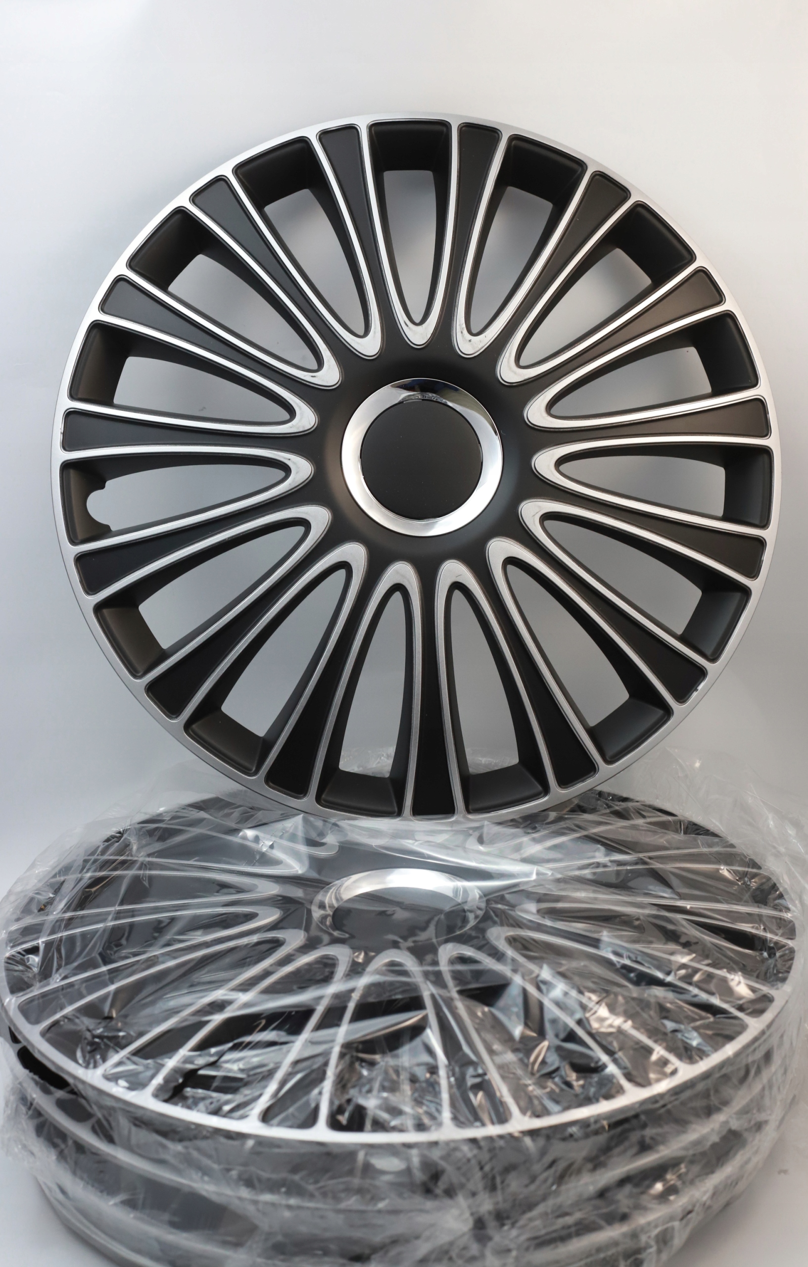 Komplet Kołpaków RACING LE MANS AUTOSTYLE 17" Czarny Liczba sztuk 4 szt.