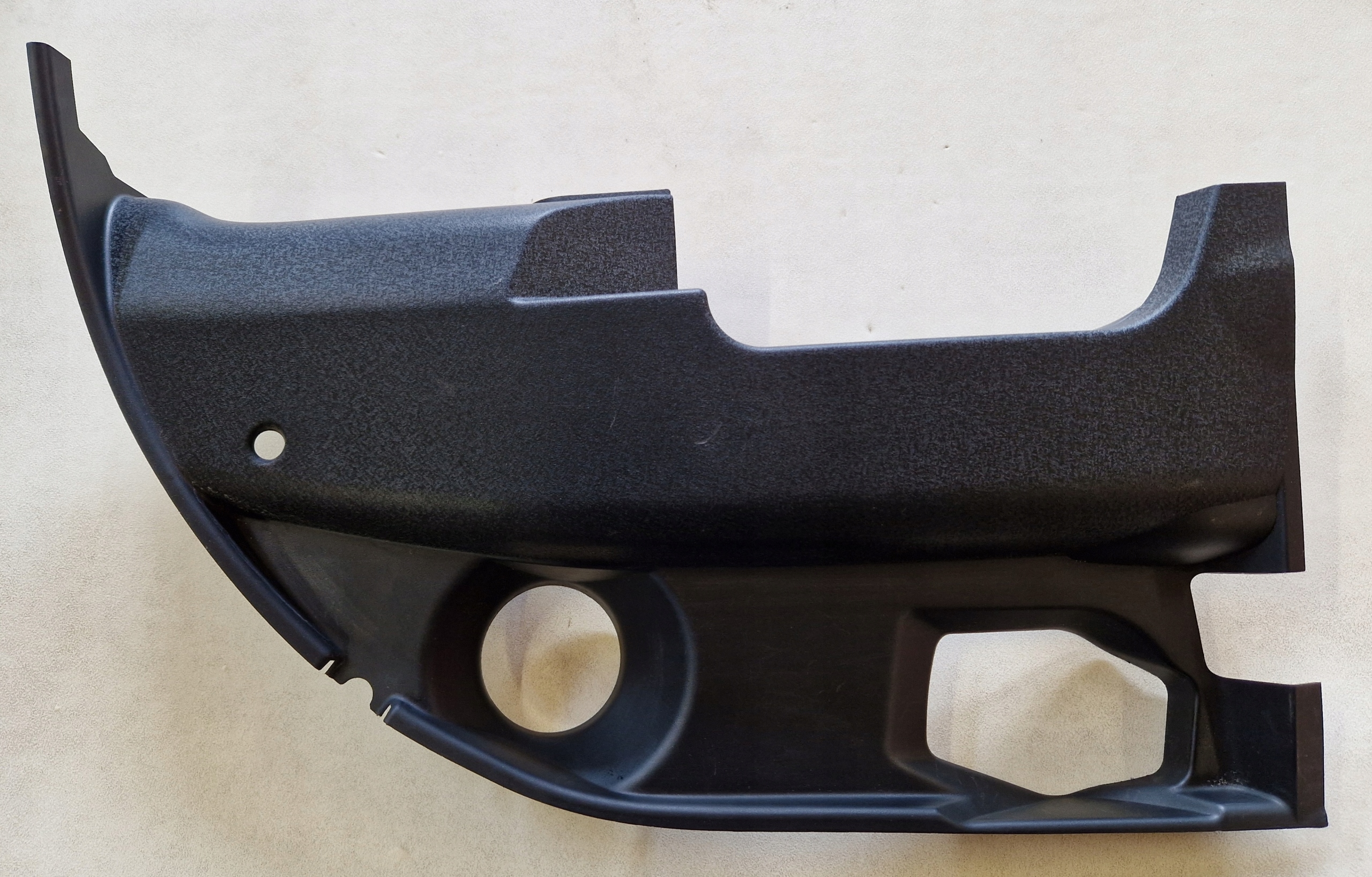 Кожух моторного відсіку AUDI A4 B6 B7 8E0103927B