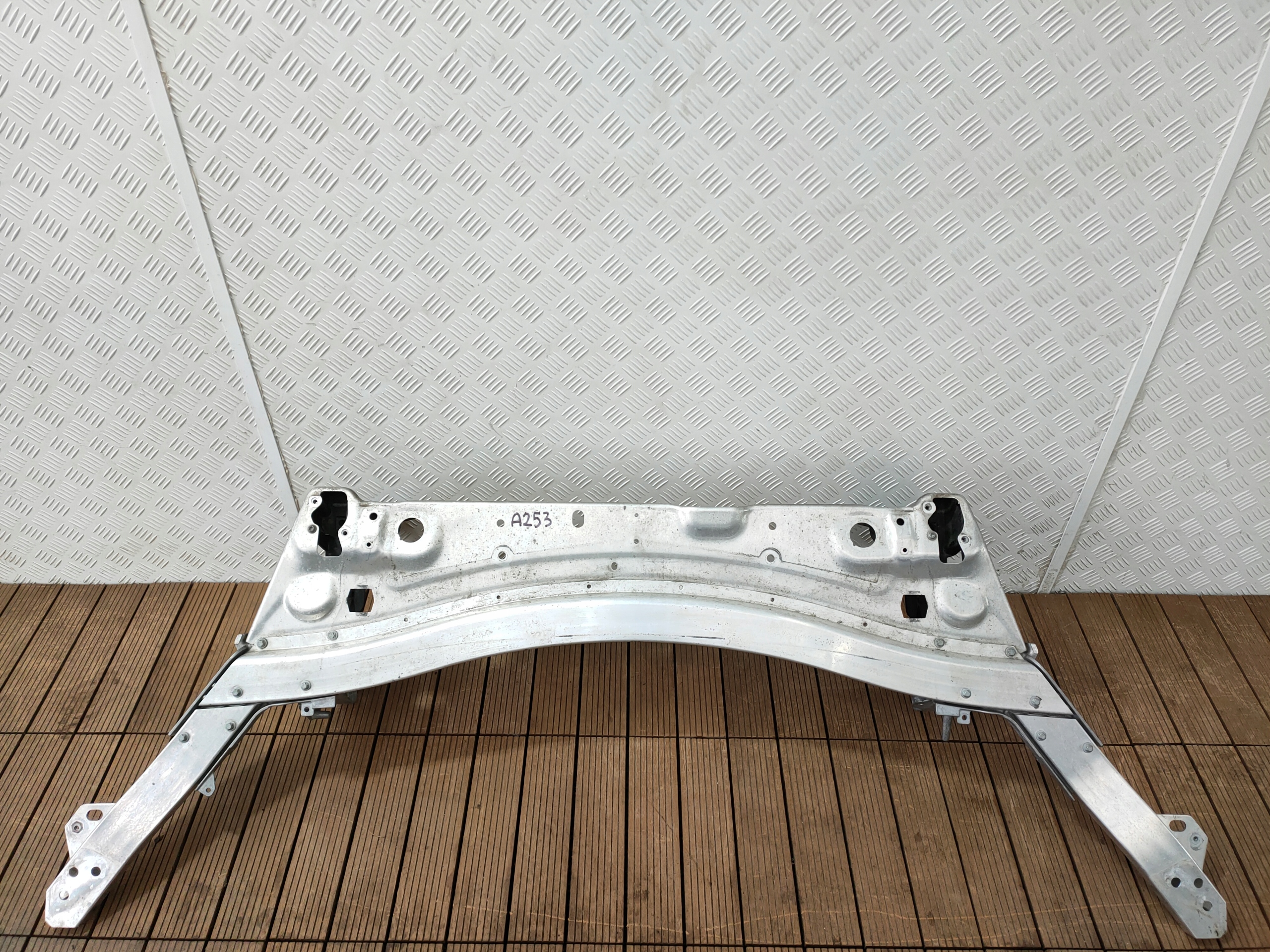 MERCEDES GLC W253 15- support panel for radiators upper pillar A2536260800 OE