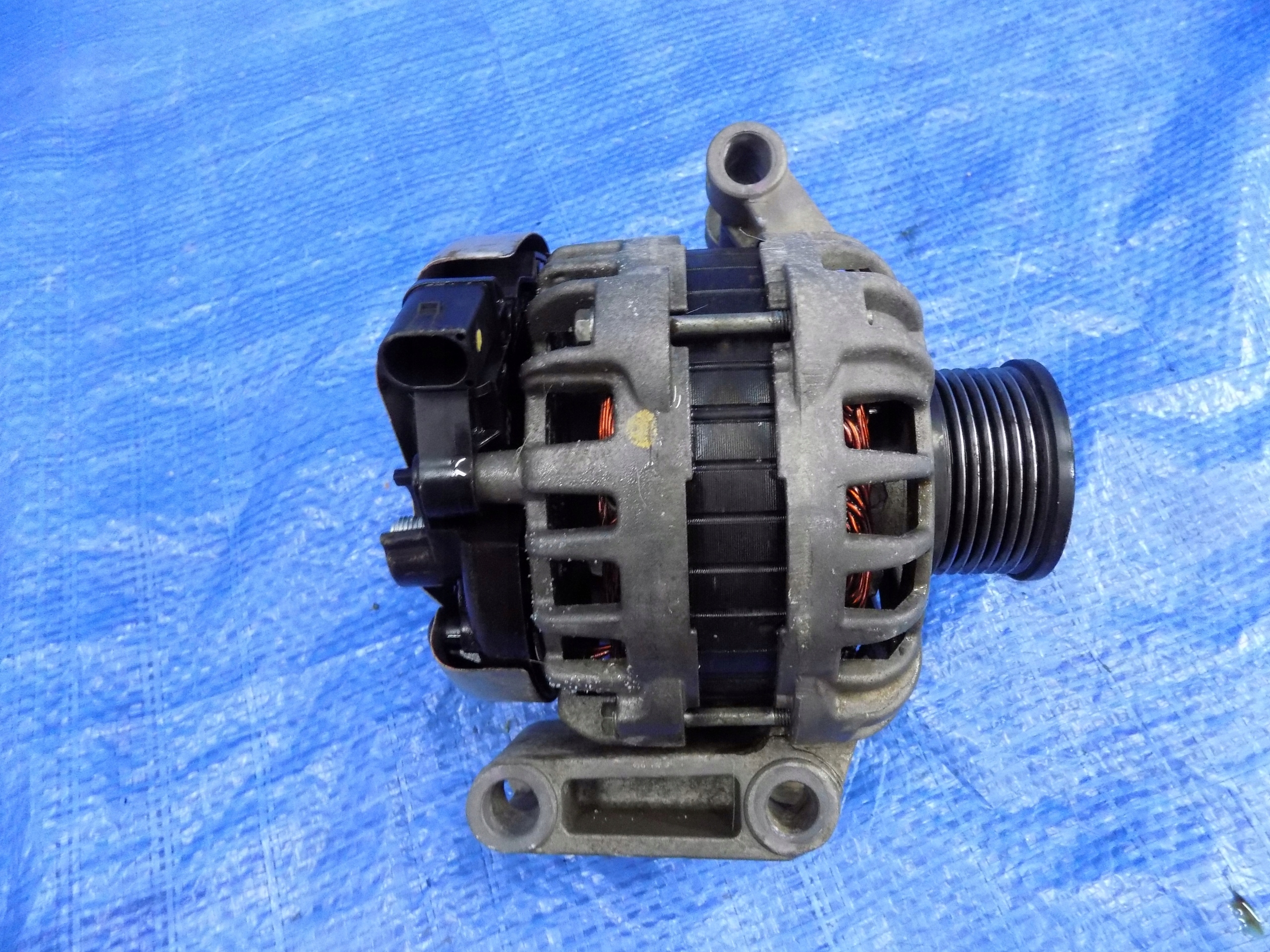 alternator FORD RANGER III 2,2TDCI 12