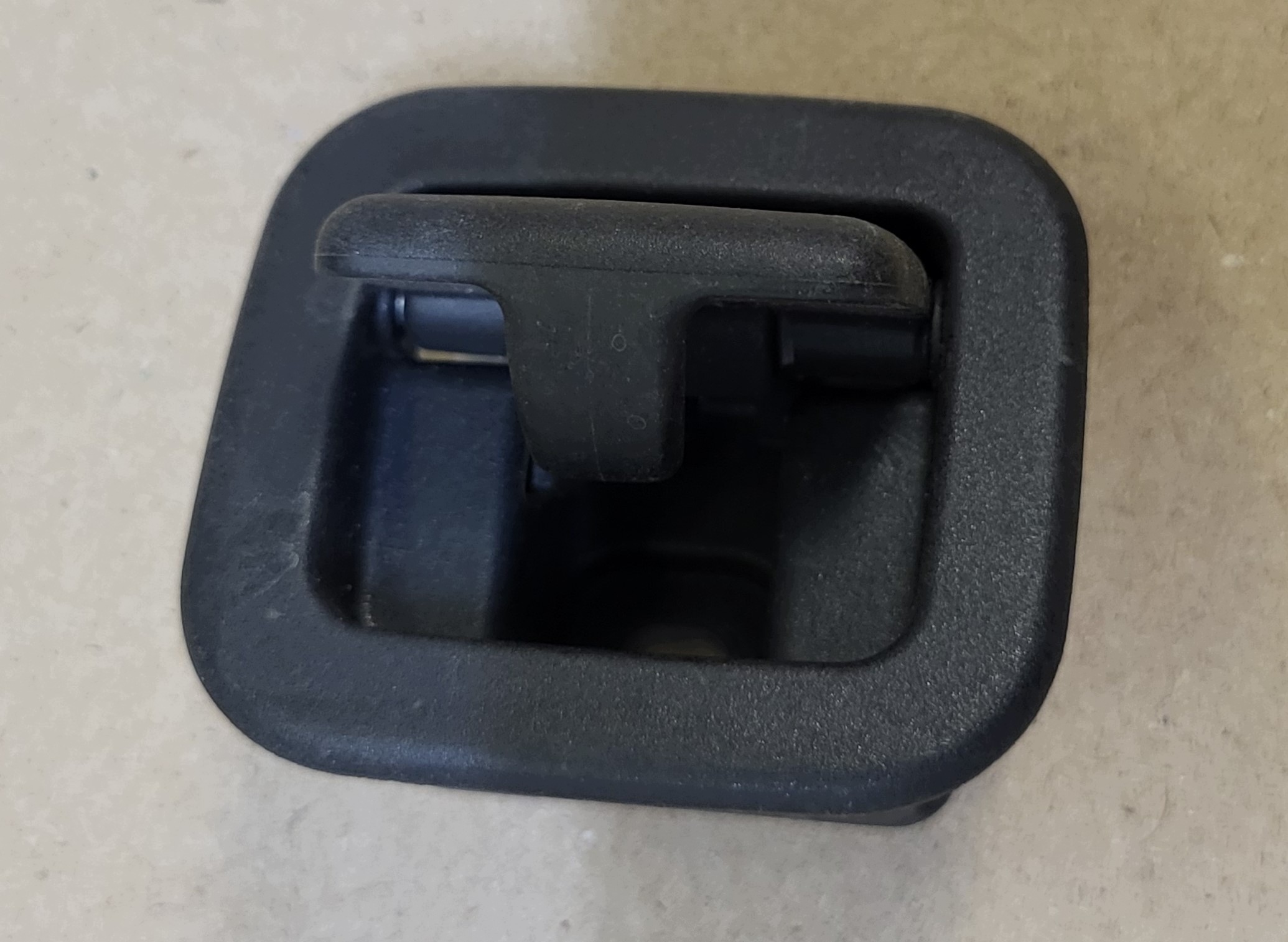 hook holder HACZYK bracket boot VW SCIROCCO III R-LINE 1K8857635 OE