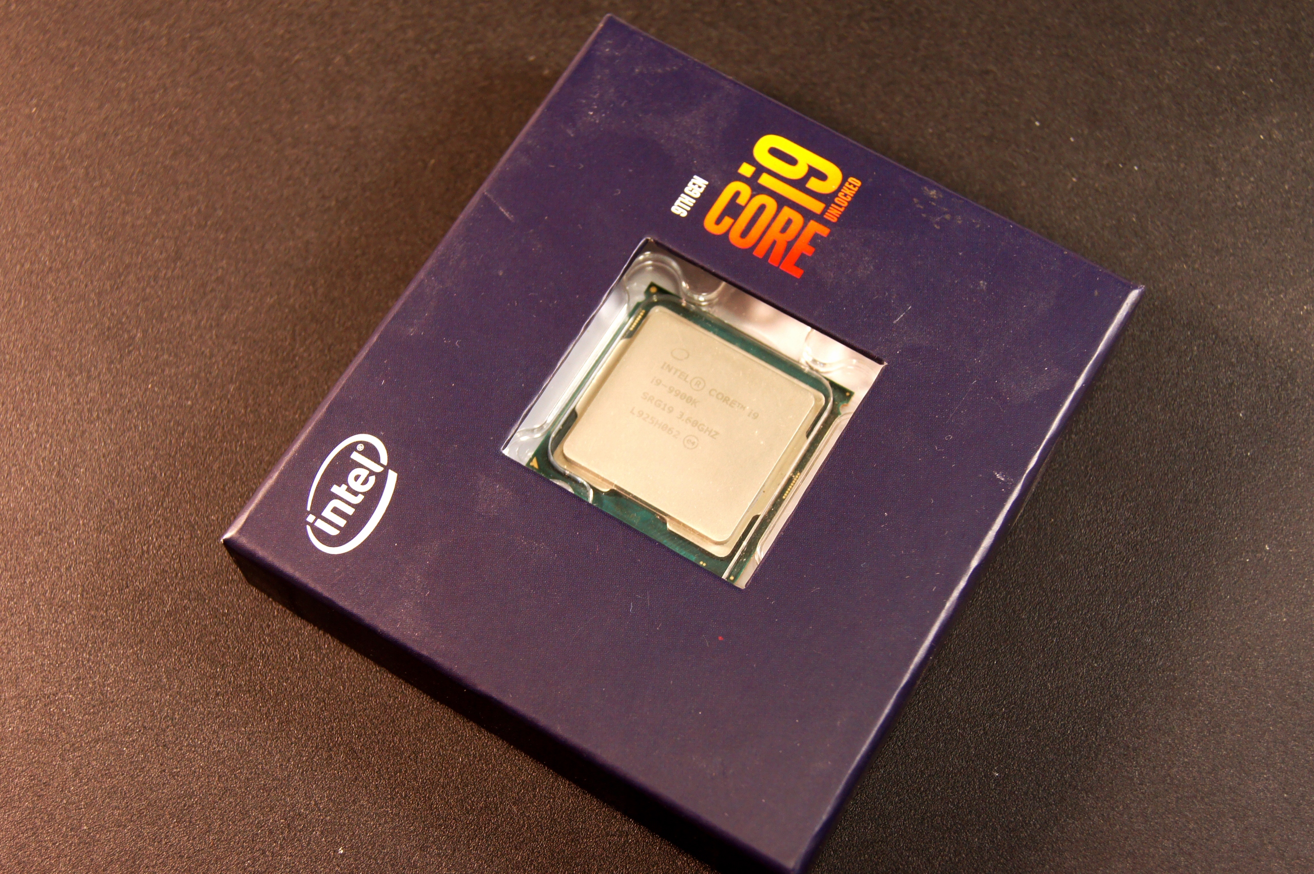 Intel Core i9-9900K & i9-11900K 2個セット Procesor Intel Core i9-11900K - KOZAK.pl