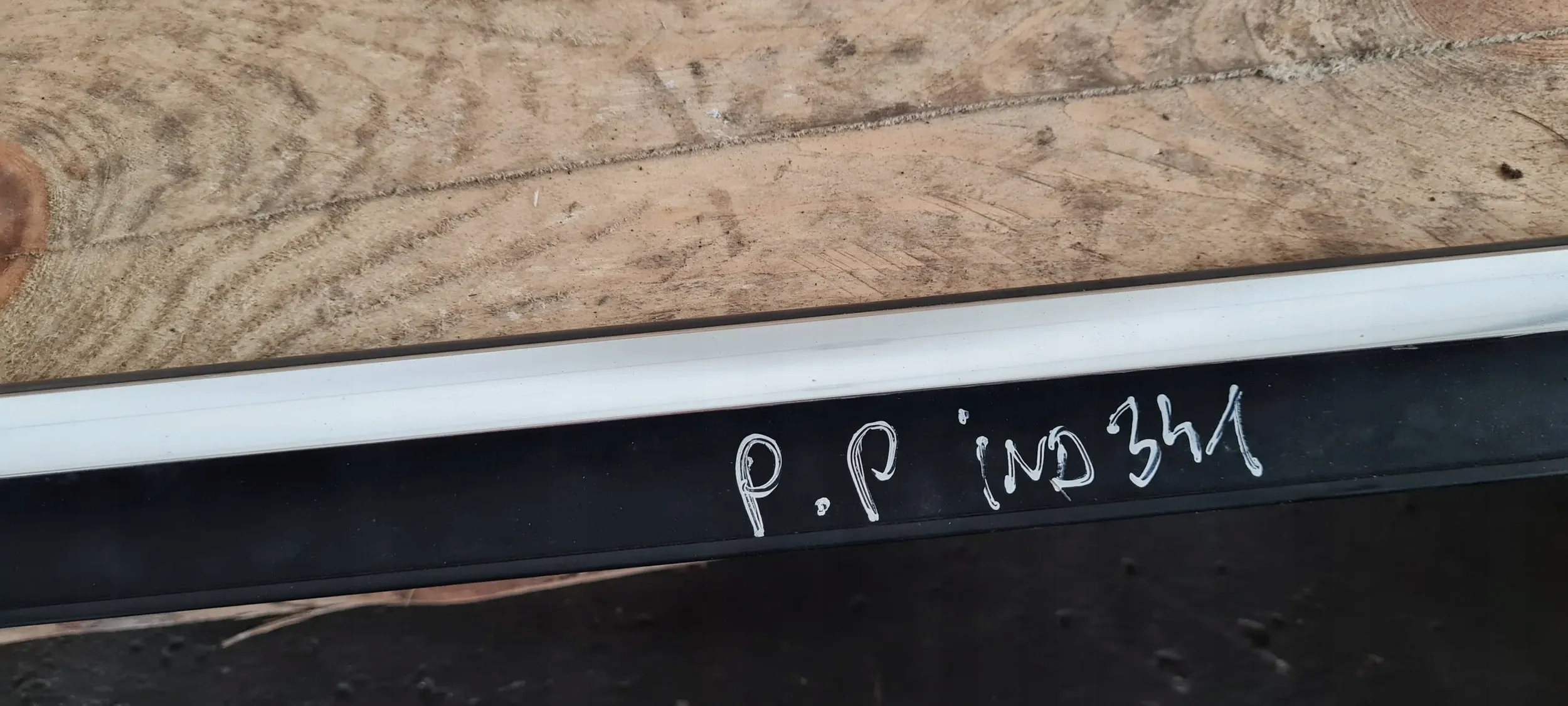 Q5 8R moulding door dust right right front CHROM 8R0853284F