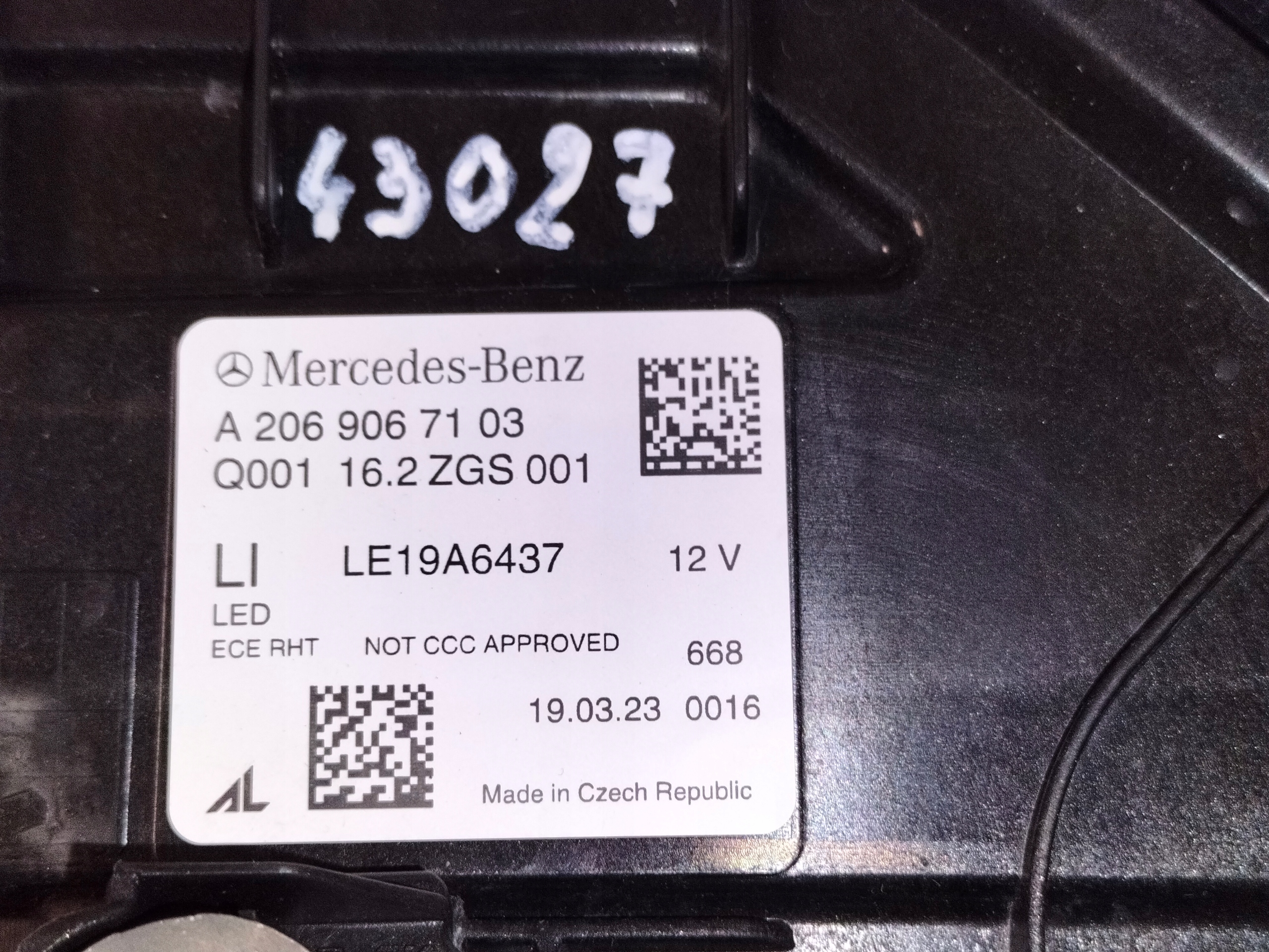 light front reflektor left MERCEDES C KLASA W206 21- FULL LED HIGH