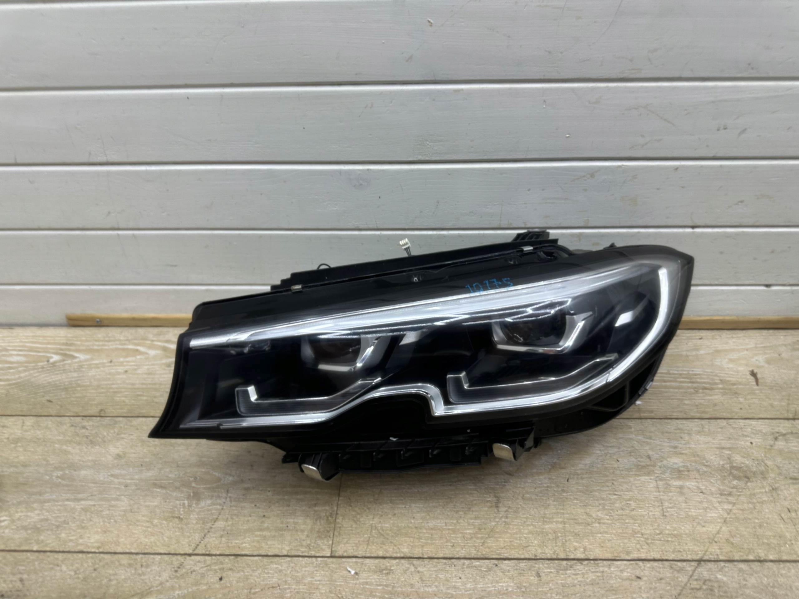 BMW G20 G21 LED light left front